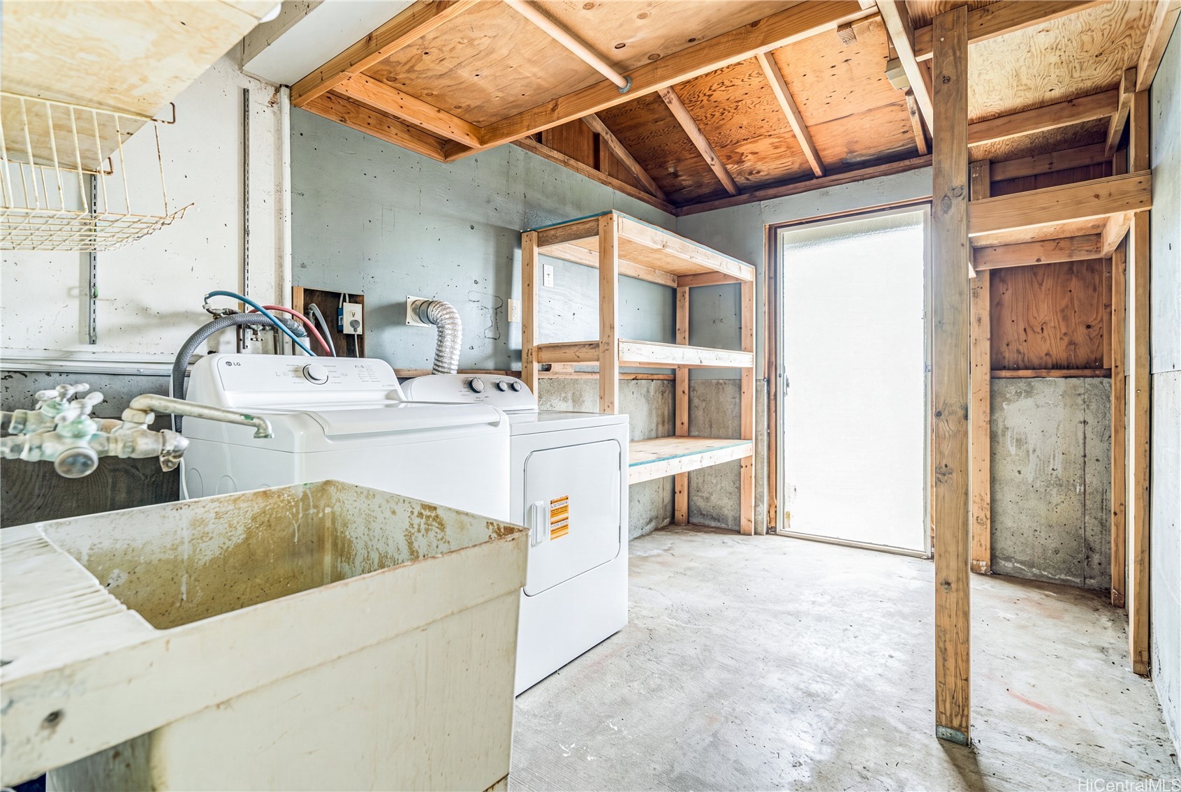 202614322 Property Photo 15