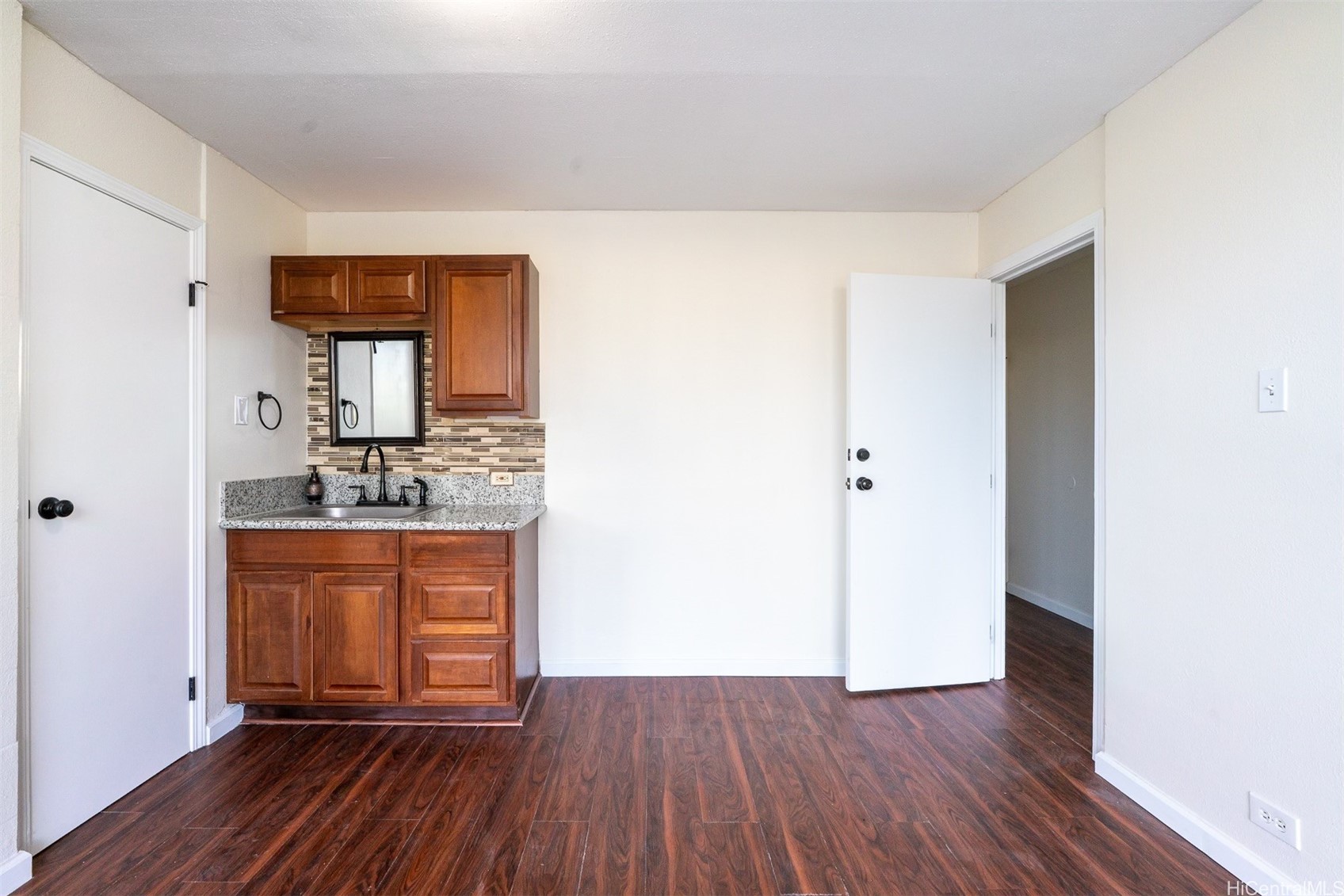 2509 Ala Wai Boulevard 301 Property Photo 7