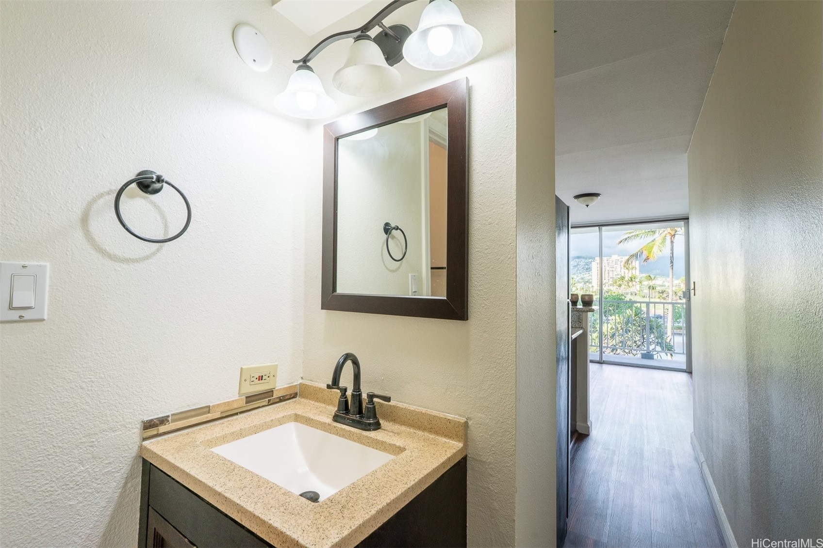 2509 Ala Wai Boulevard 301 Property Photo 10