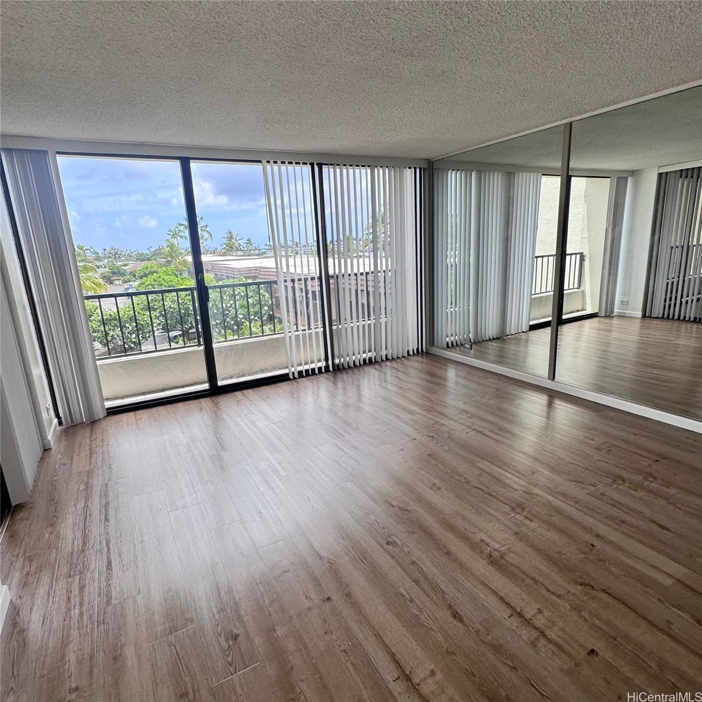 500 Lunalilo Home Road 34f Property Photo 6