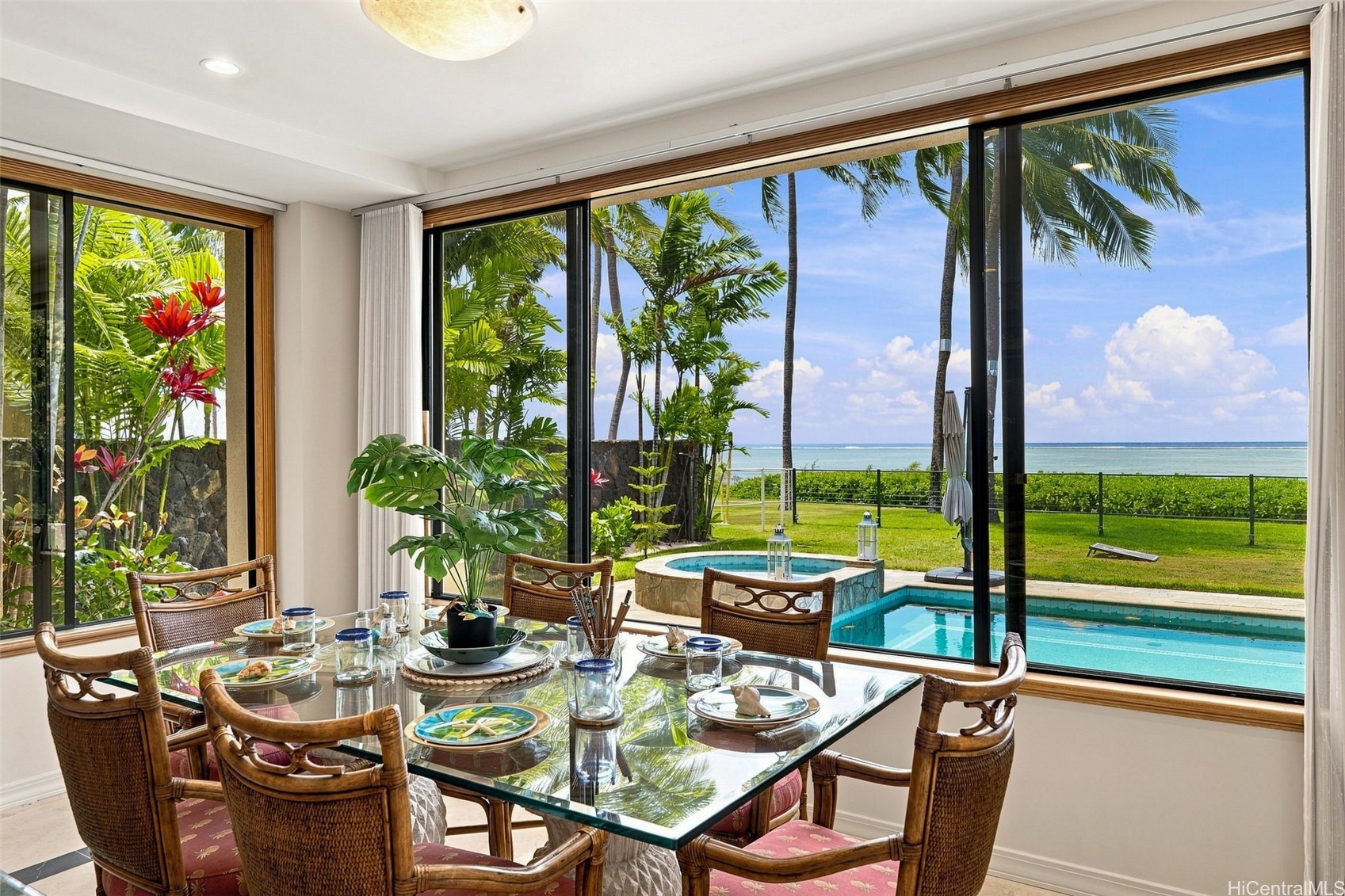 5599 Kalanianaole Highway Property Photo 11