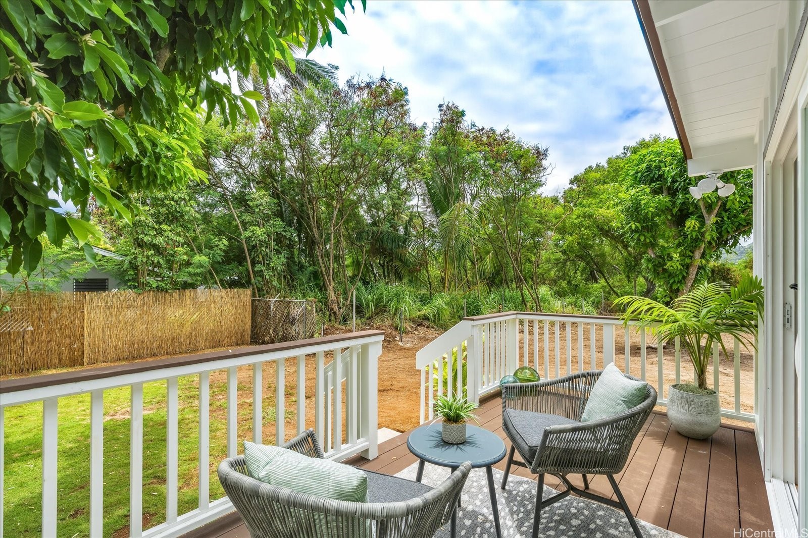 679 Kihapai Street D Property Photo 13