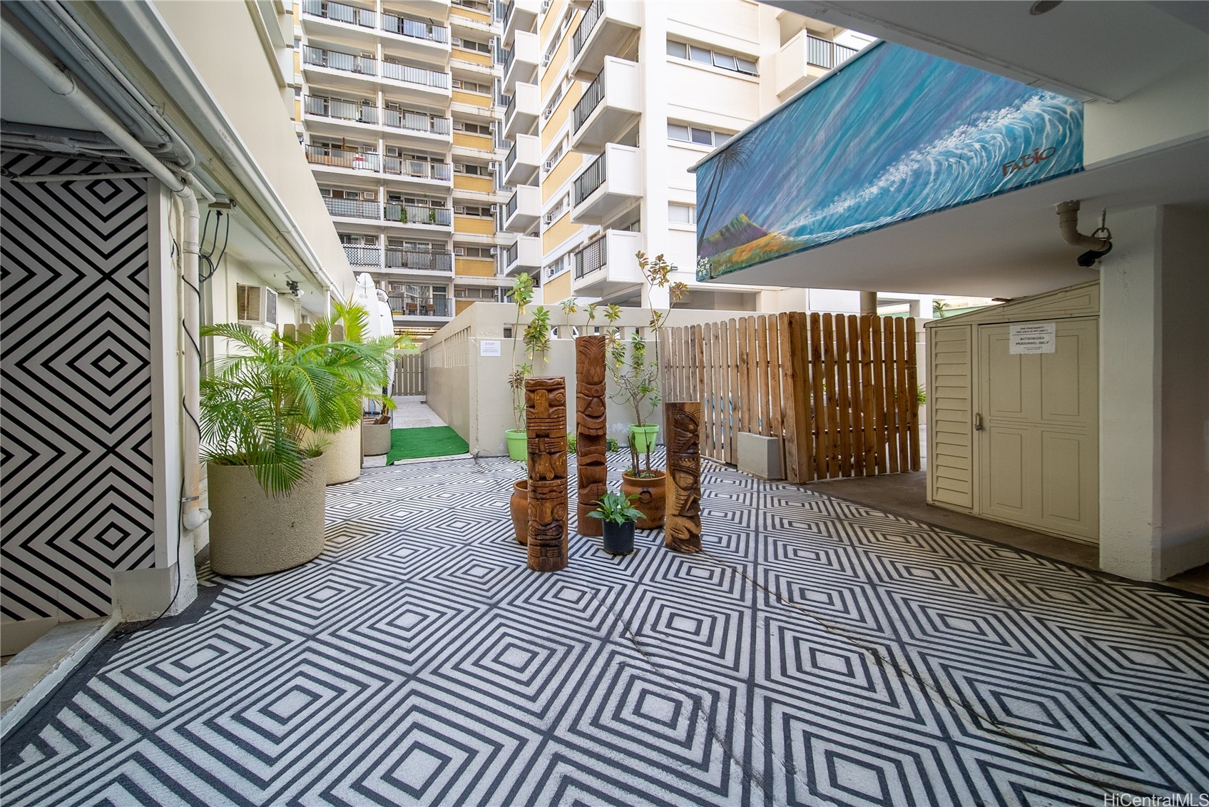 2463 Kuhio Avenue 504 Property Photo 15