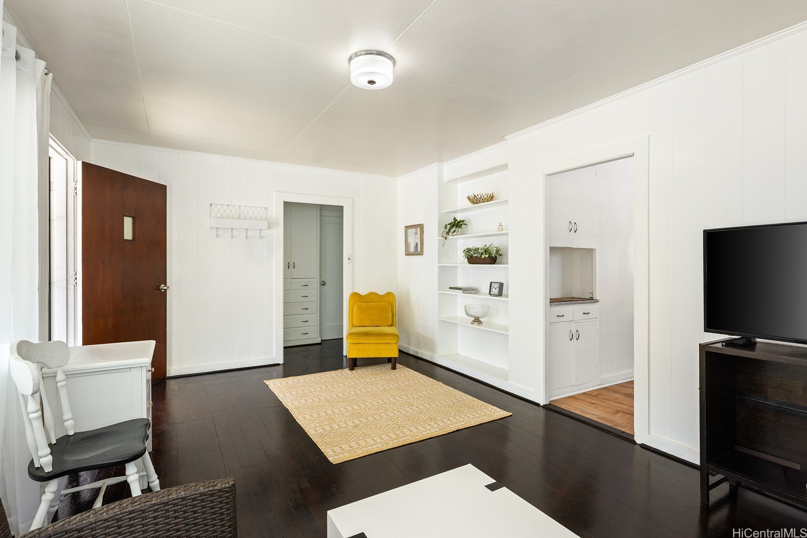 3279 Hoanoho Place Property Photo 7