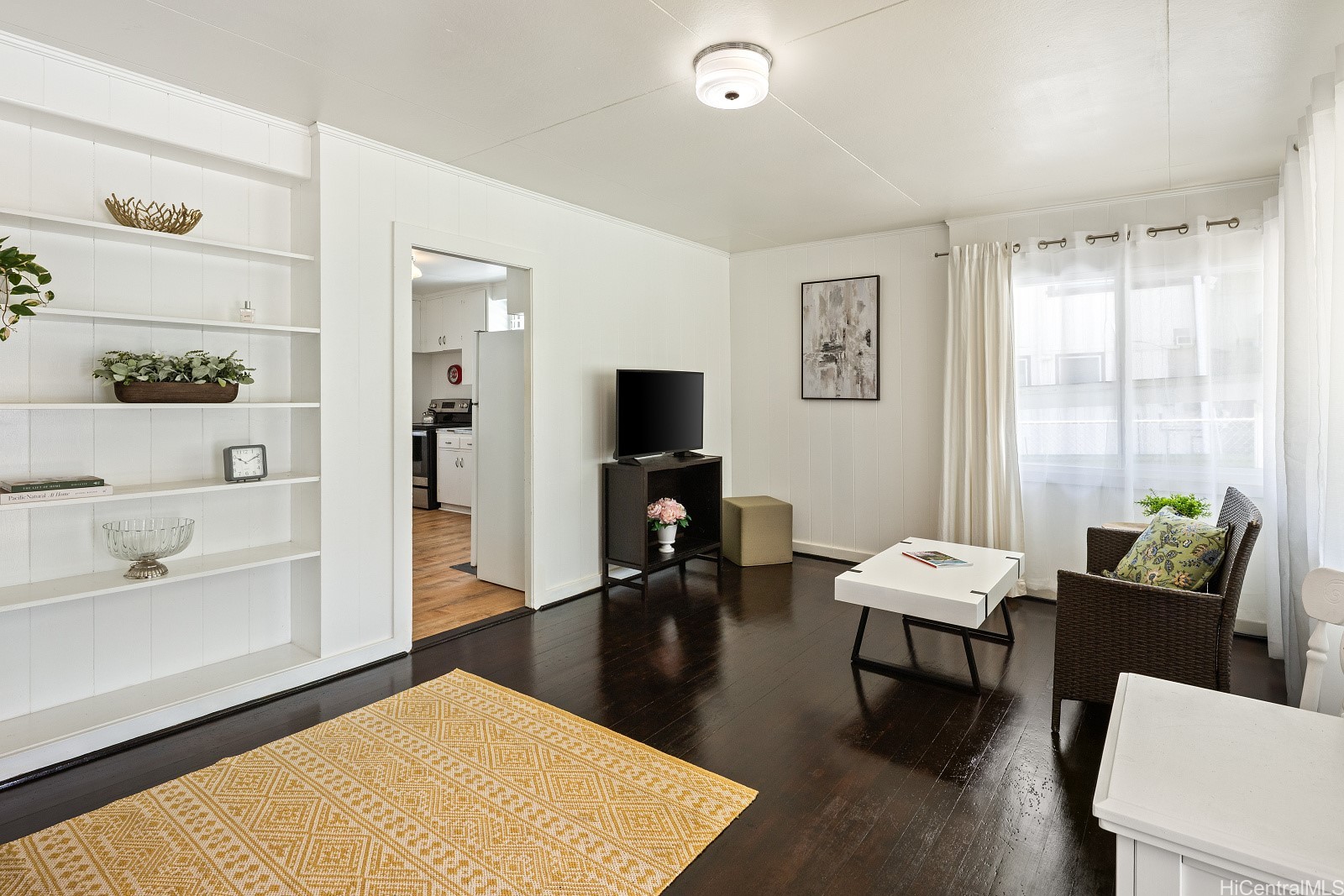 3279 Hoanoho Place Property Photo 8