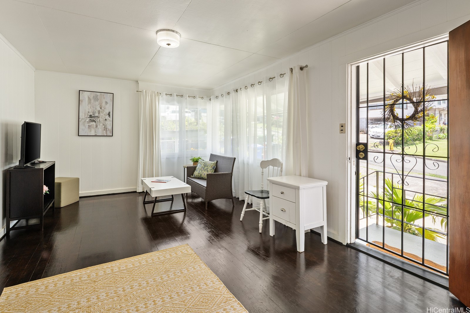 3279 Hoanoho Place Property Photo 9