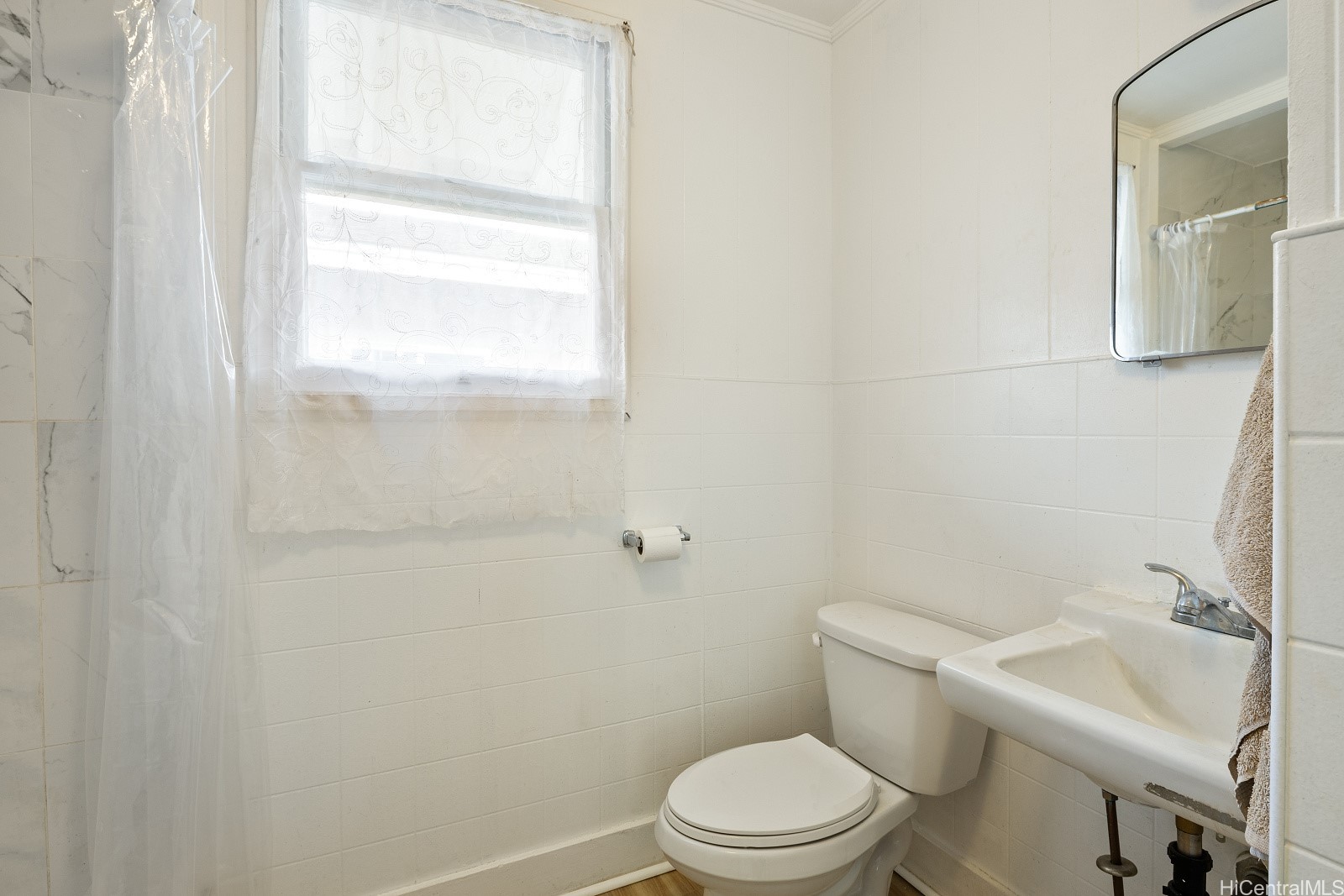 3279 Hoanoho Place Property Photo 12