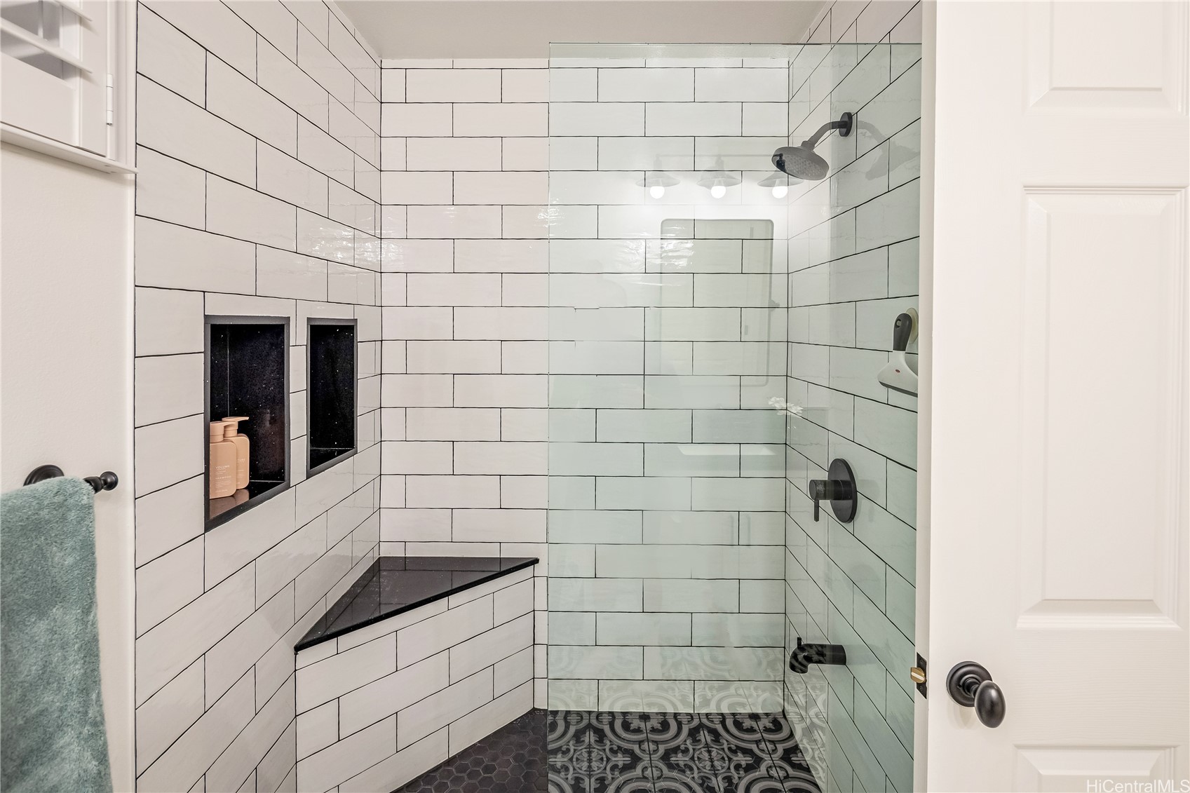 520 Lunalilo Home Road 6101 Property Photo 8