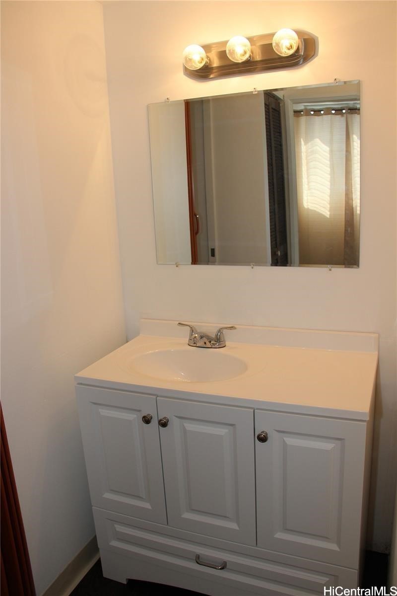 1624 Dole Street 504 Property Photo 5