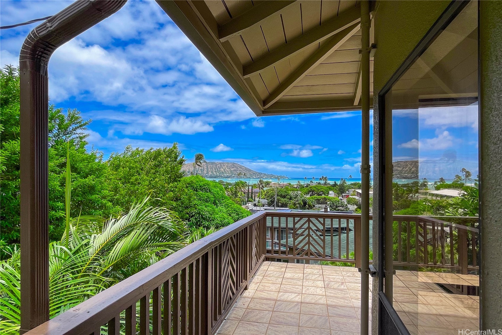 5926 Kalanianaole Highway Property Photo 8