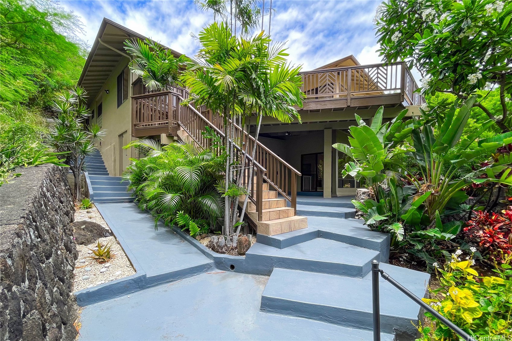 5926 Kalanianaole Highway Property Photo 17