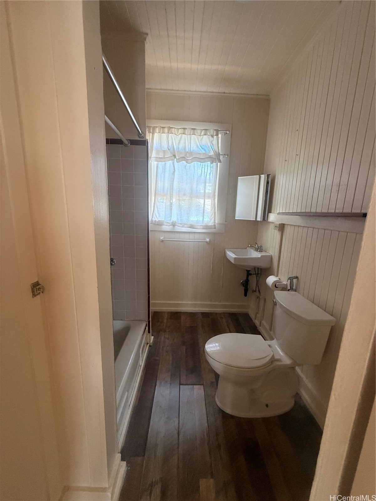 1115 2nd Avenue A Property Photo 6