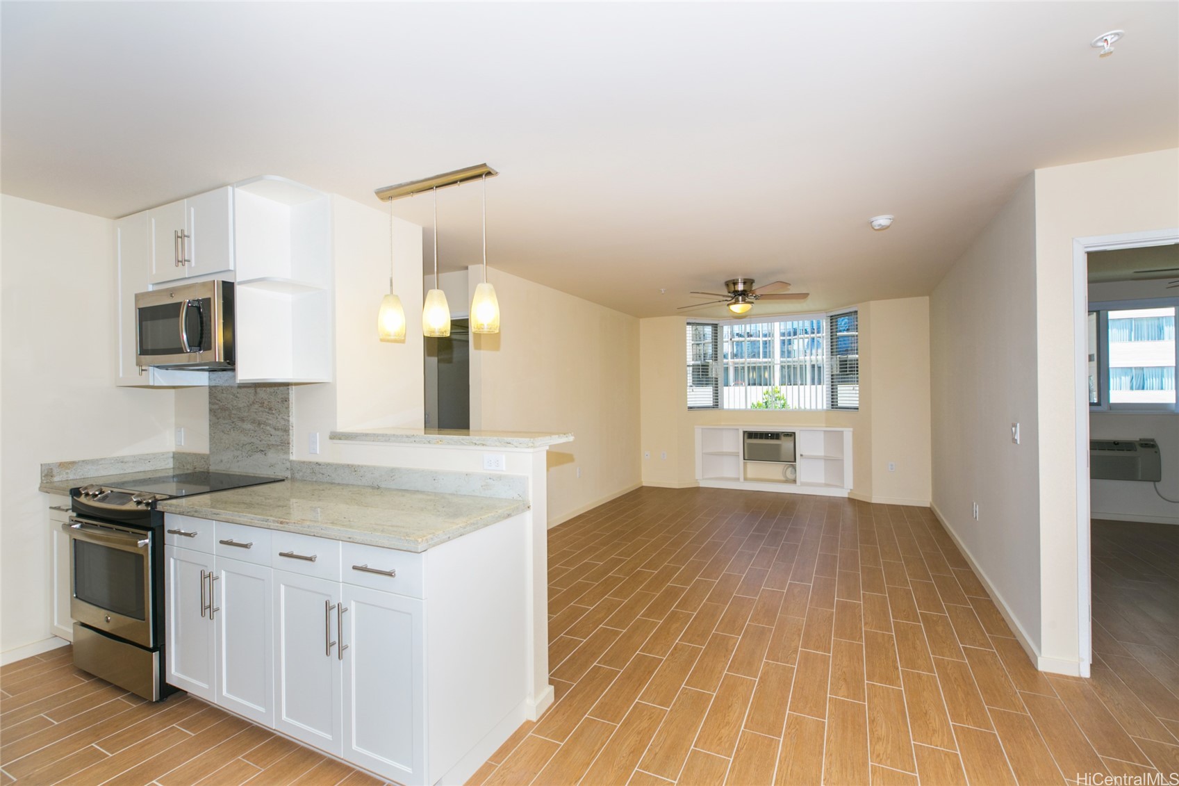 1810 Kaioo Drive B408 Property Photo 1