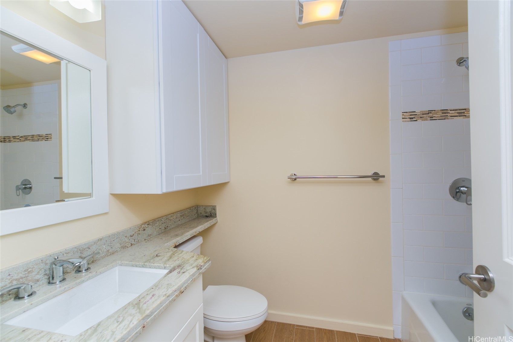 1810 Kaioo Drive B408 Property Photo 10