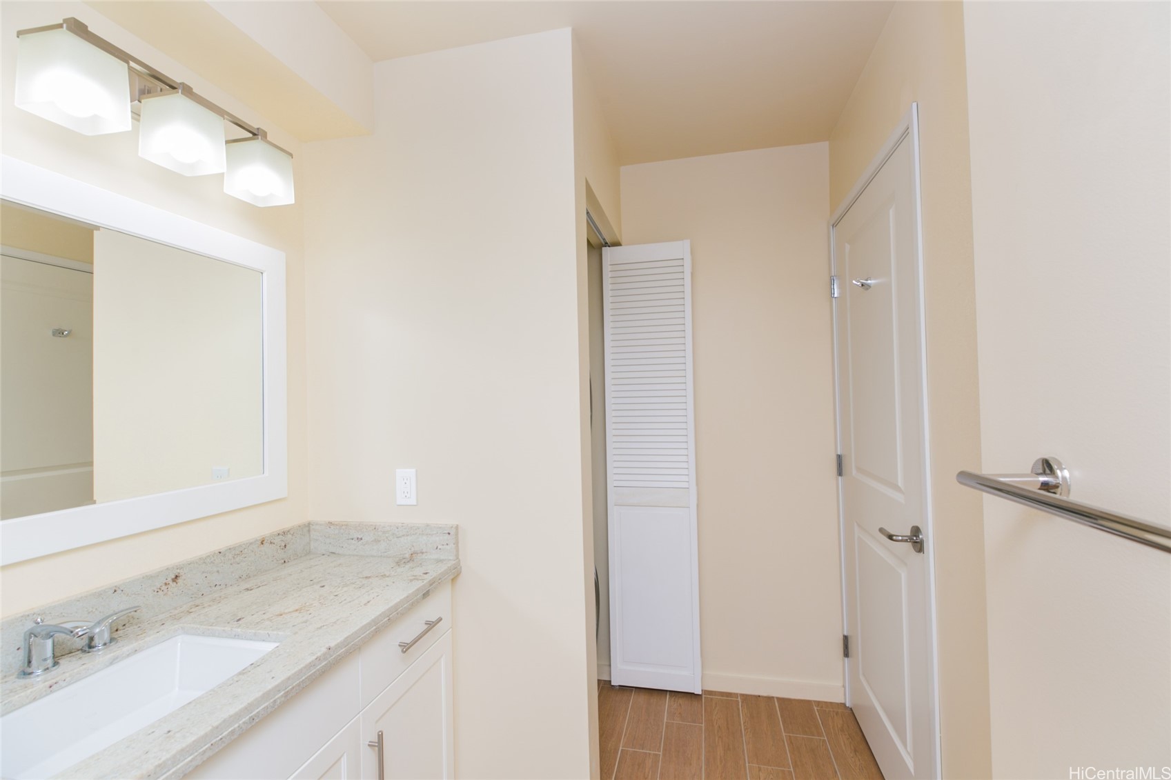 1810 Kaioo Drive B408 Property Photo 15