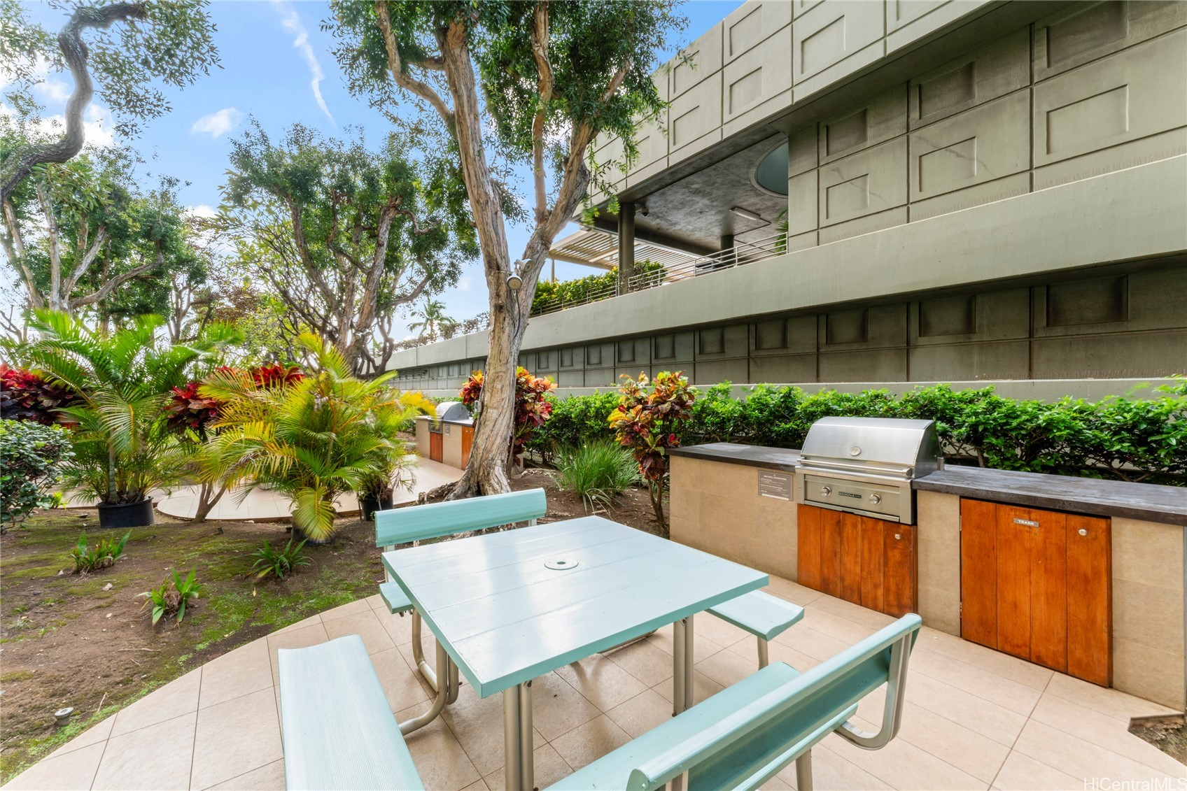1350 Ala Moana Boulevard 1811 Property Photo 18