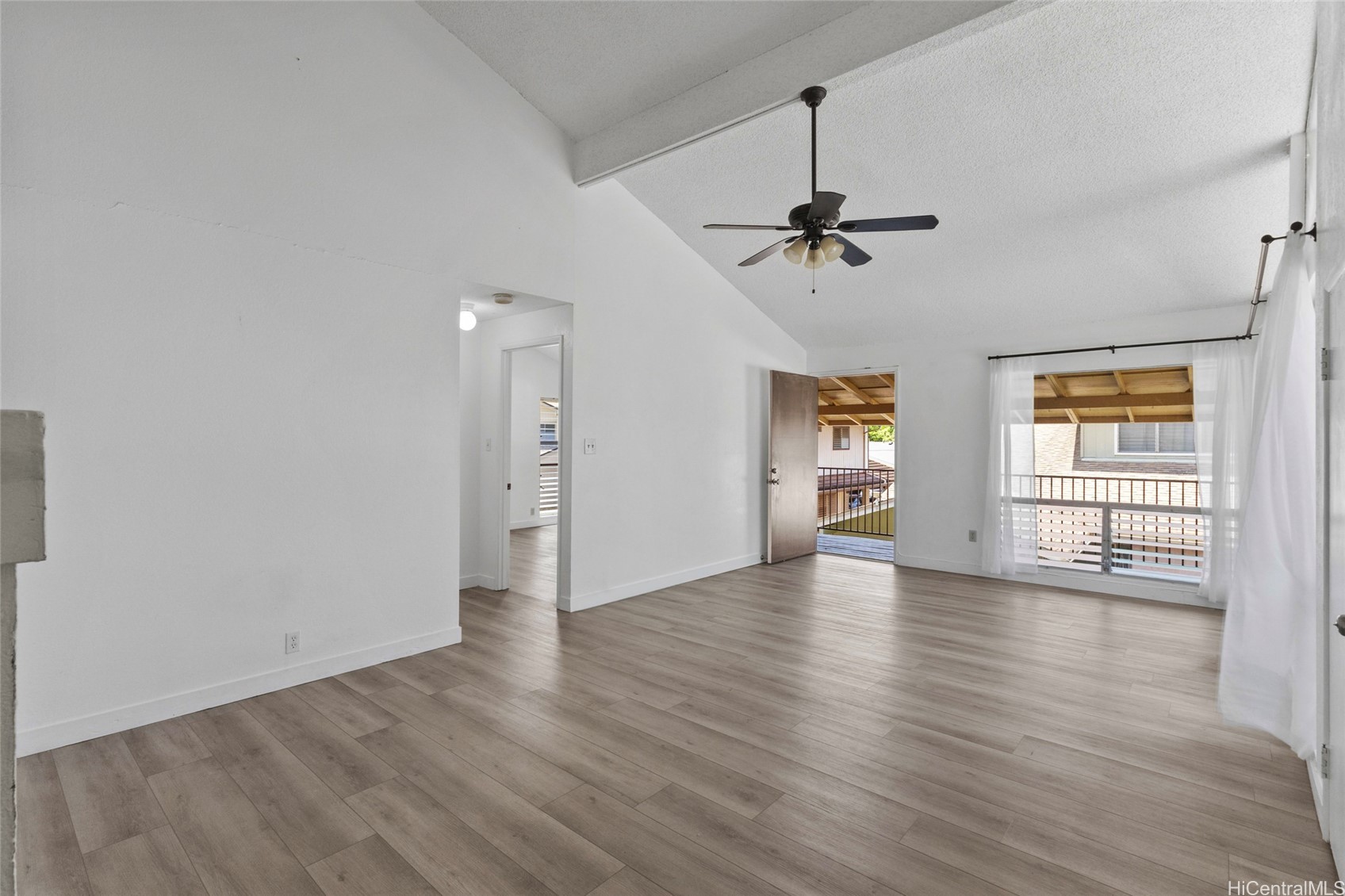 98-364 Kilihe Way 33a Property Photo 2