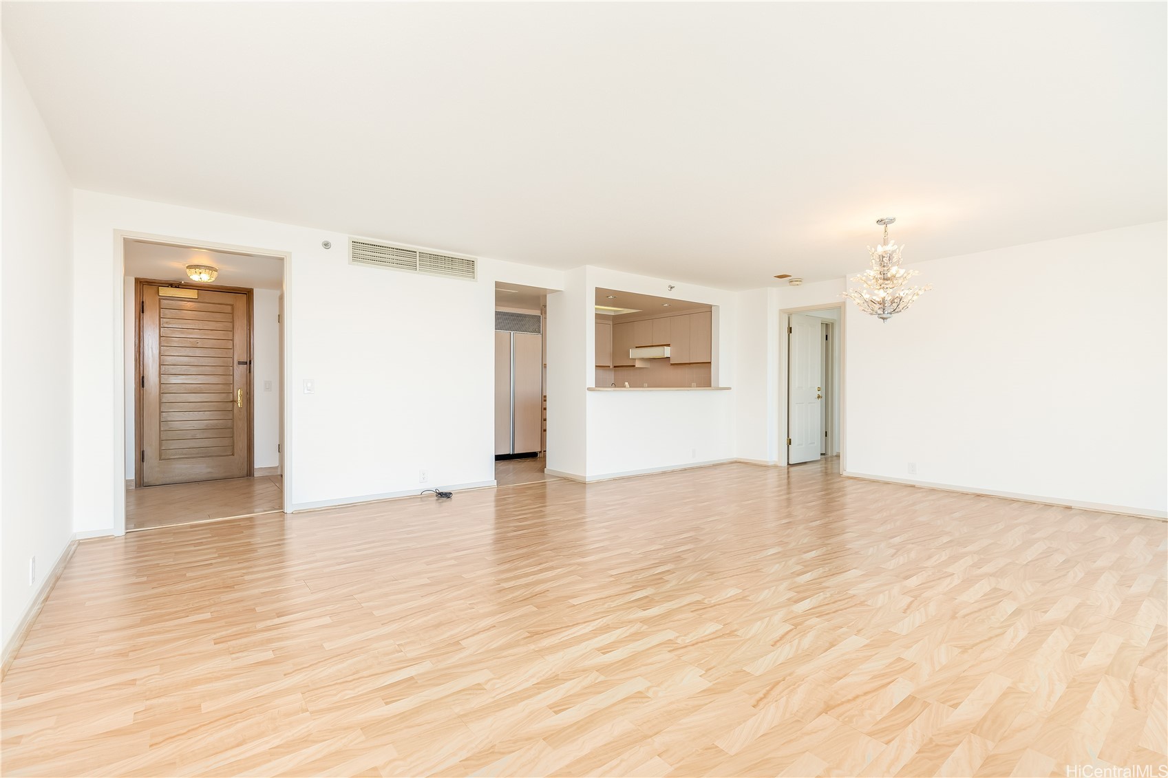 1341 Kapiolani Boulevard 14b Property Photo 4
