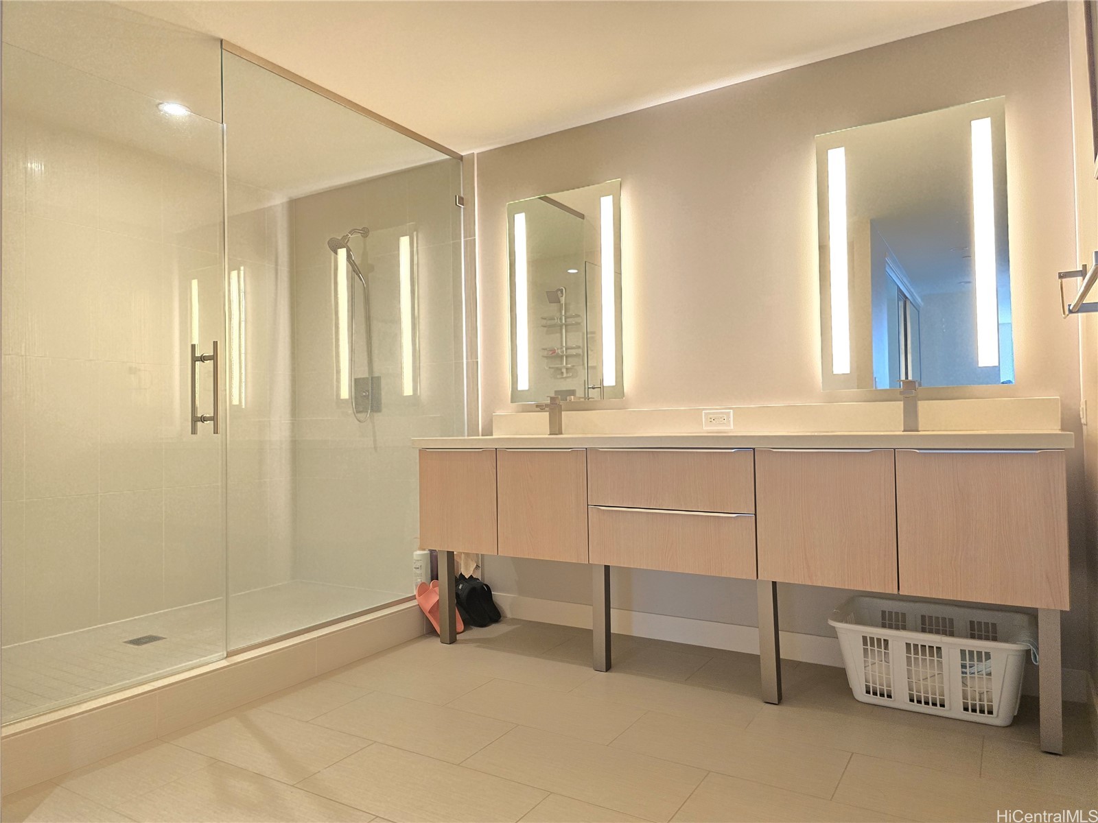 888 Kapiolani Boulevard 2105 Property Photo 10