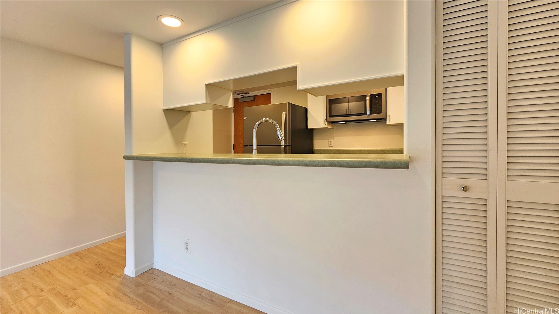 949 Prospect Street 301 Property Photo 20