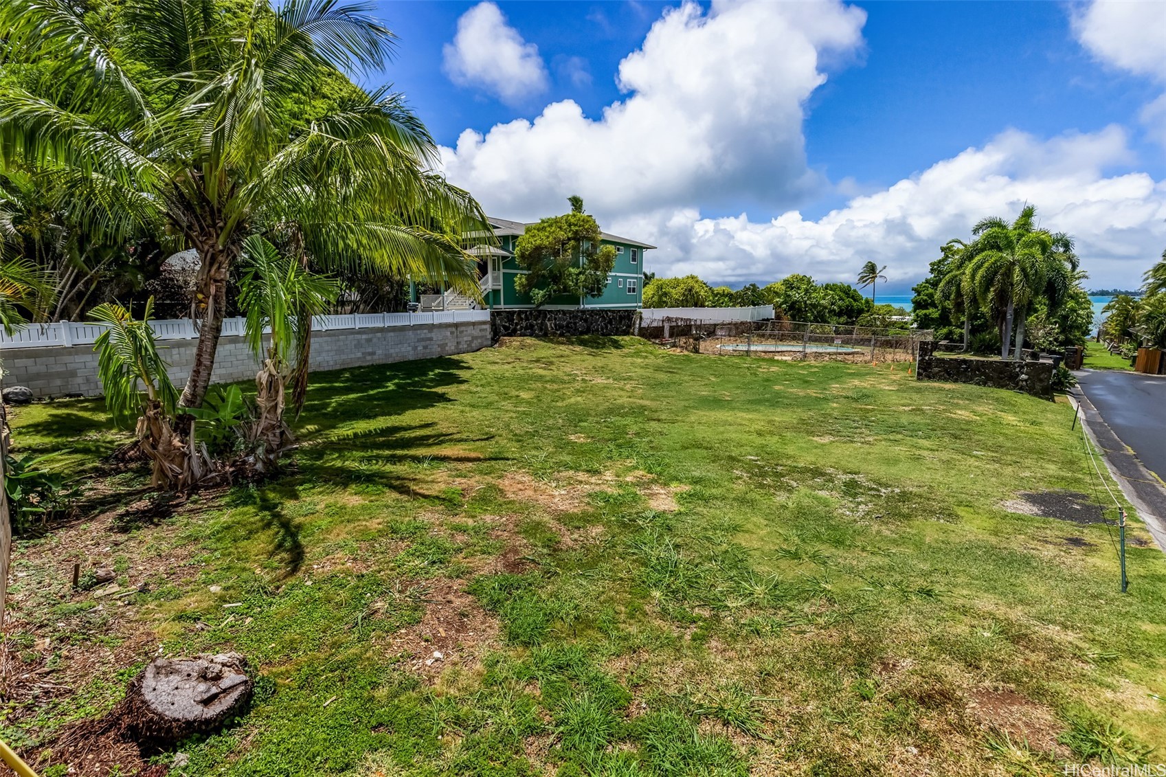5 Paku Place Property Photo 3
