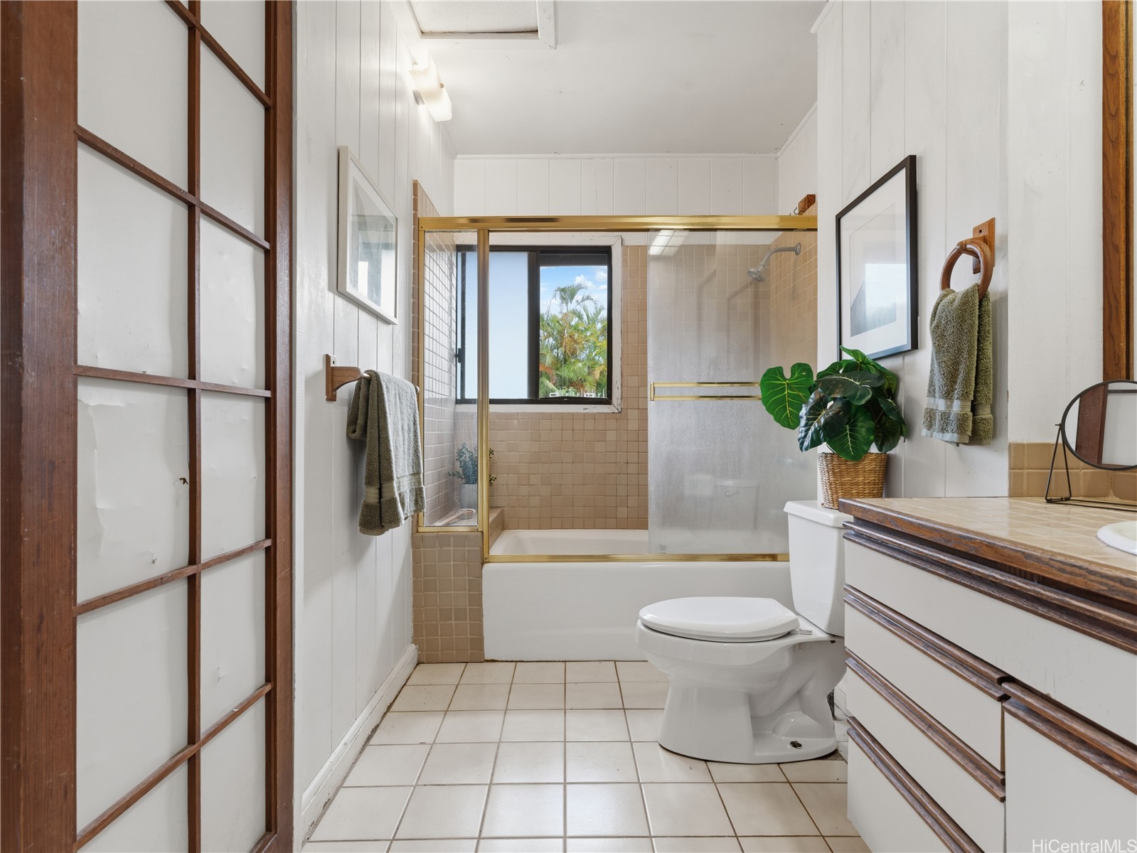 313 Anolani Street Property Photo 10