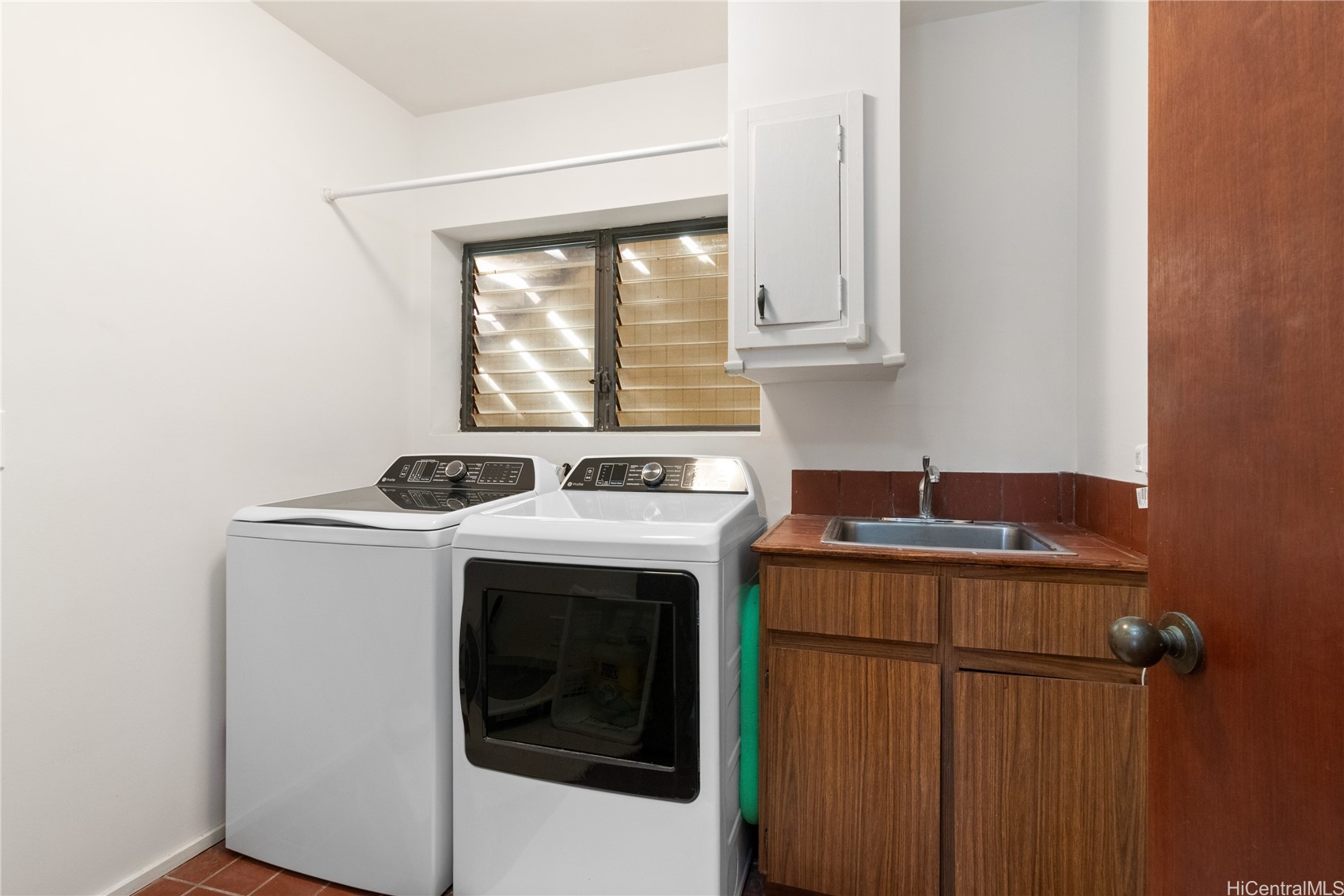 1875 Kihi Street Property Photo 14
