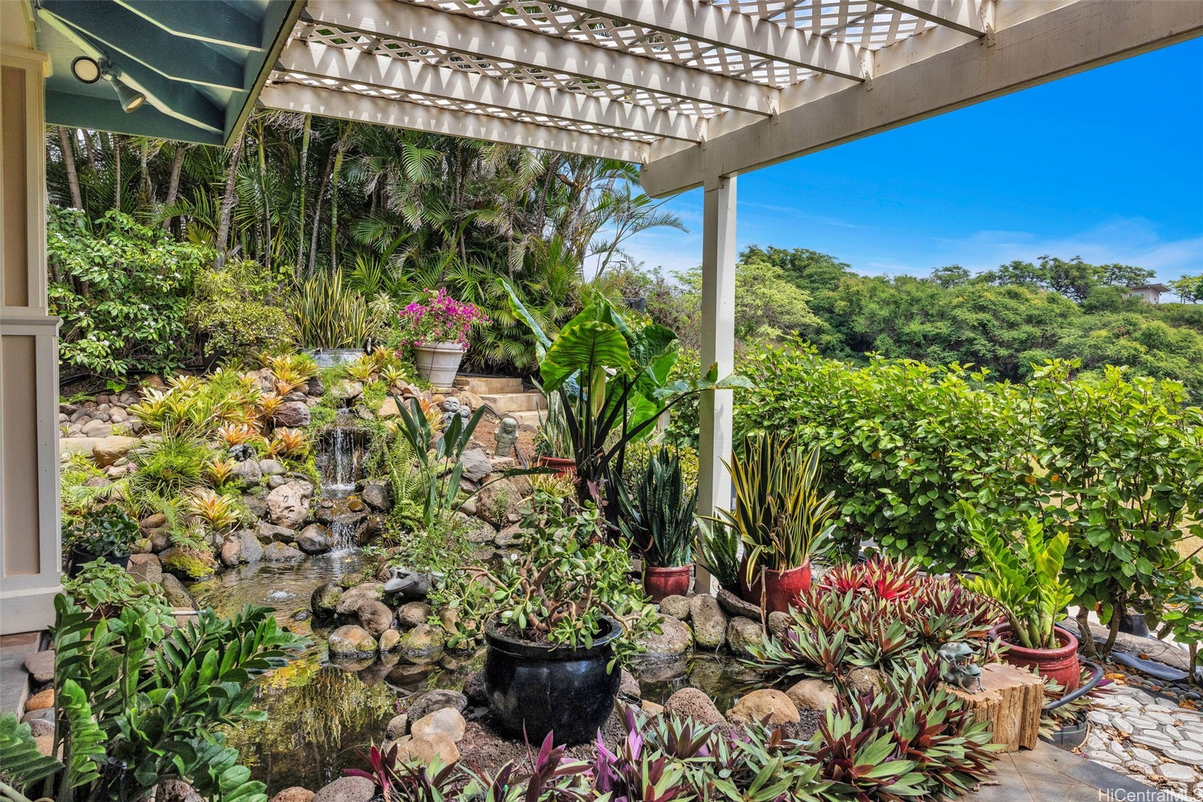 25 Kamalei Circle Property Photo 4