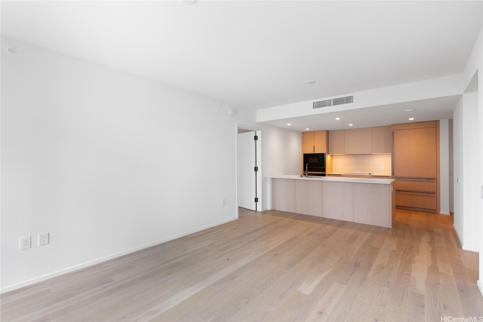 333 Ward Avenue 1204 Property Photo 5