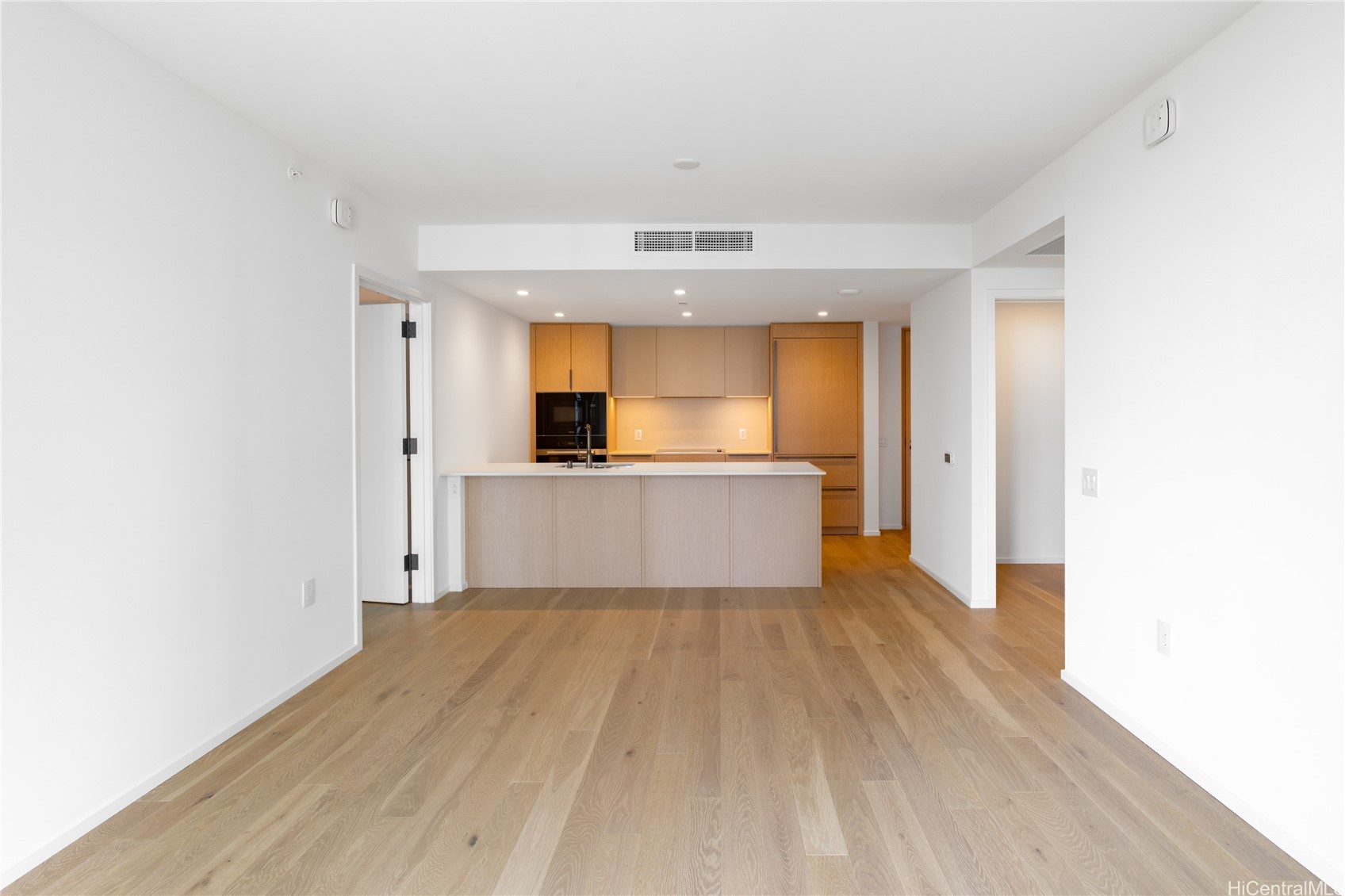 333 Ward Avenue 1204 Property Photo 6