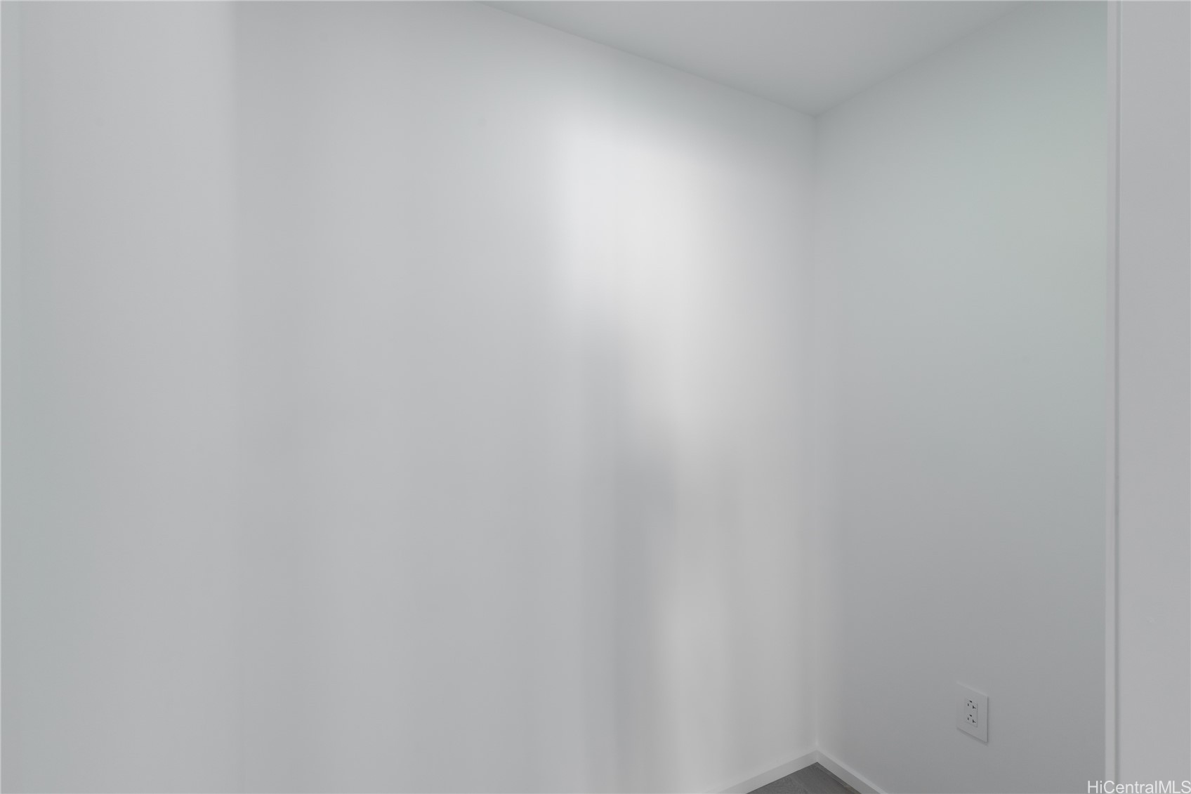 333 Ward Avenue 1204 Property Photo 11