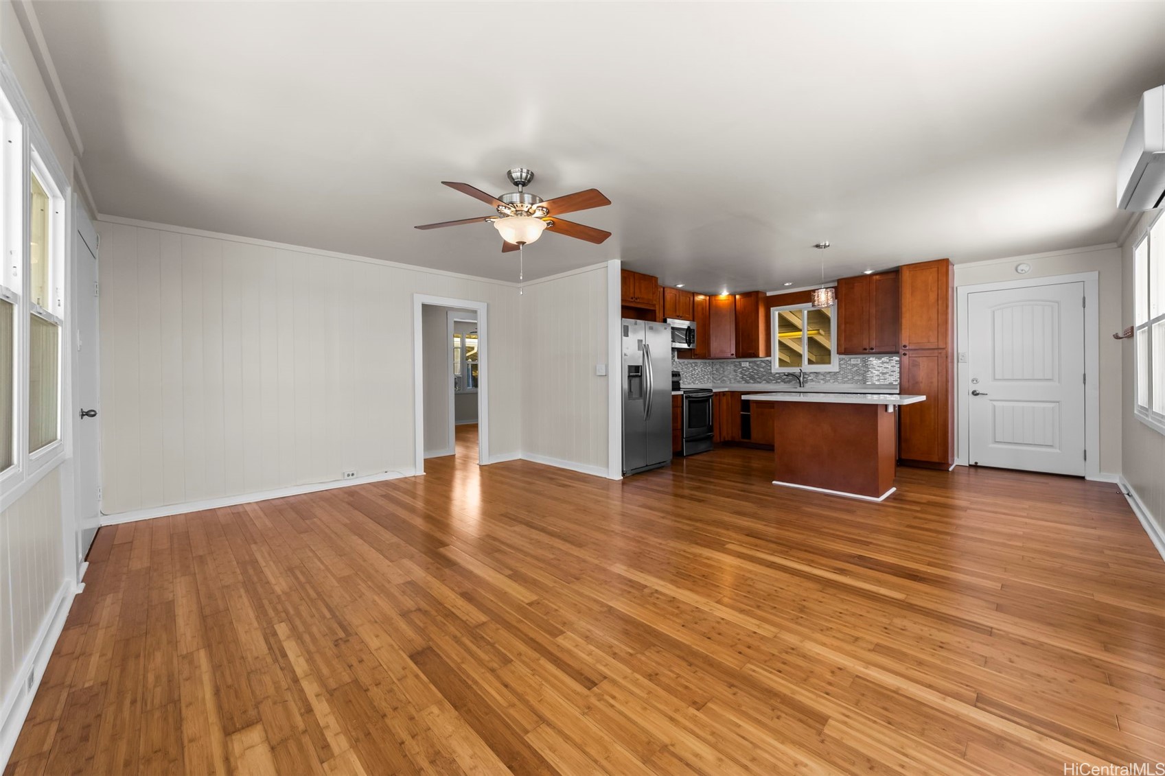 739 Kahoa Drive Property Photo 6