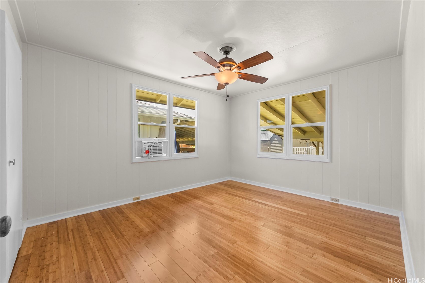 739 Kahoa Drive Property Photo 15