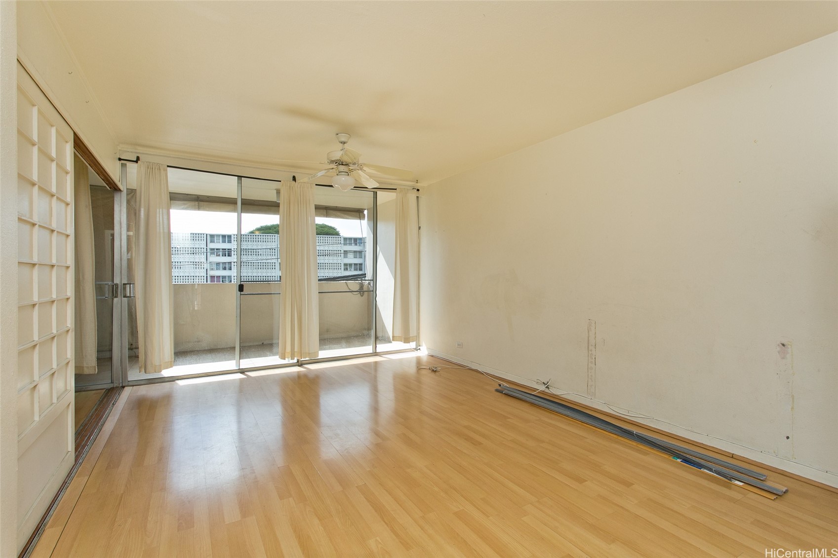1423 Emerson Street 213 Property Photo 6