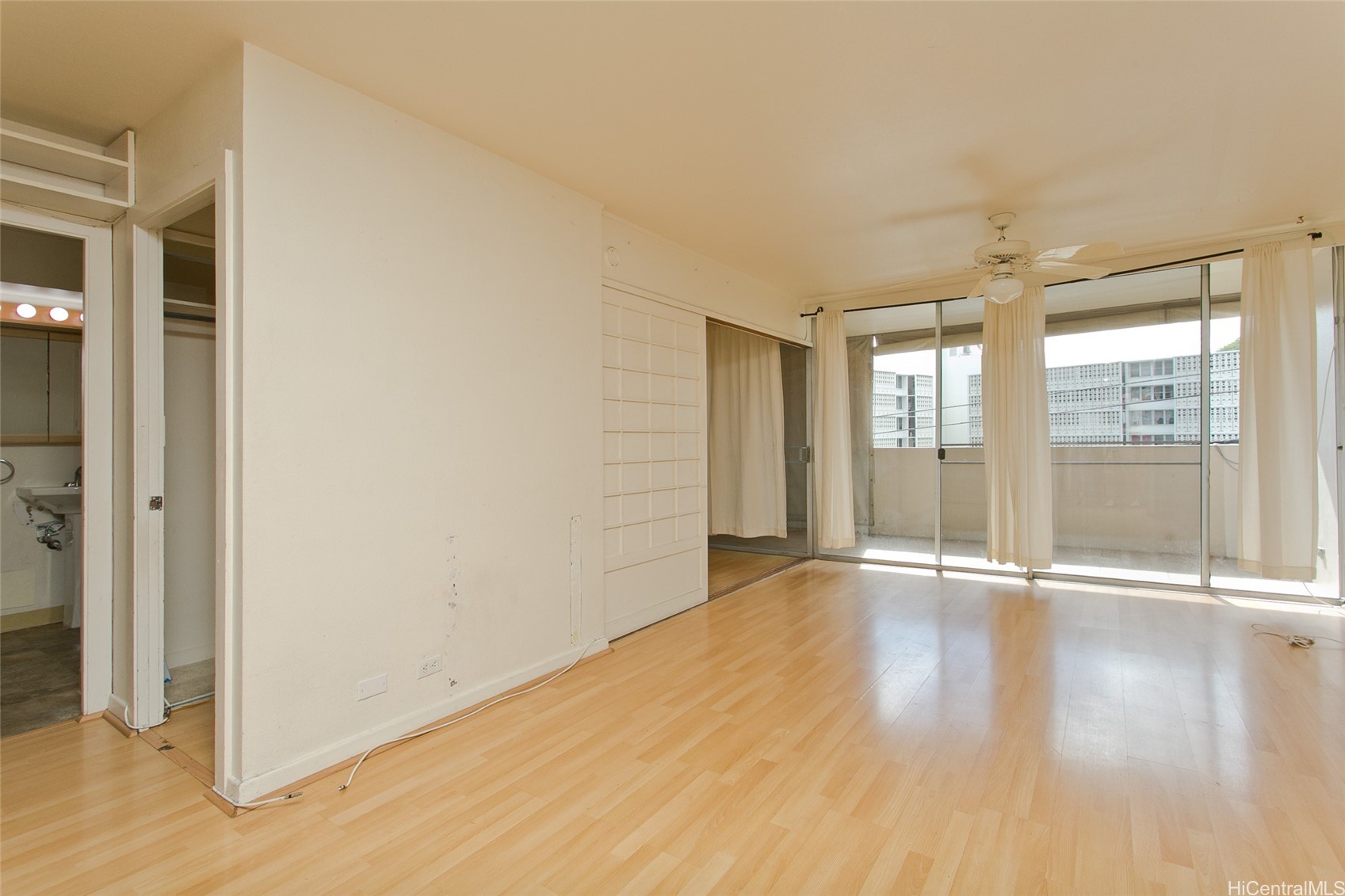 1423 Emerson Street 213 Property Photo 7