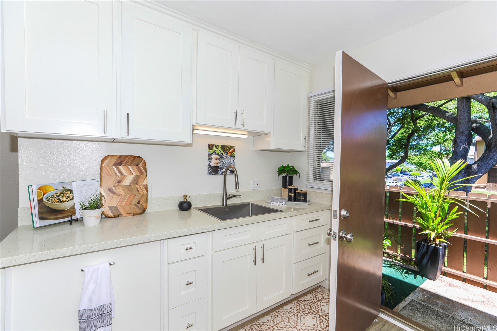 98-1384 Hinu Place 49 Property Photo 6