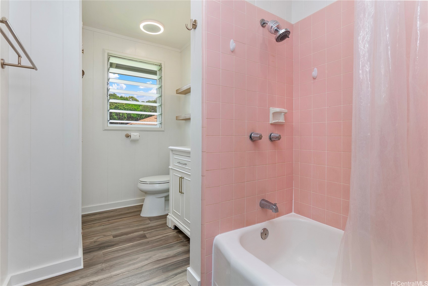 460 Iliwai Drive Property Photo 14