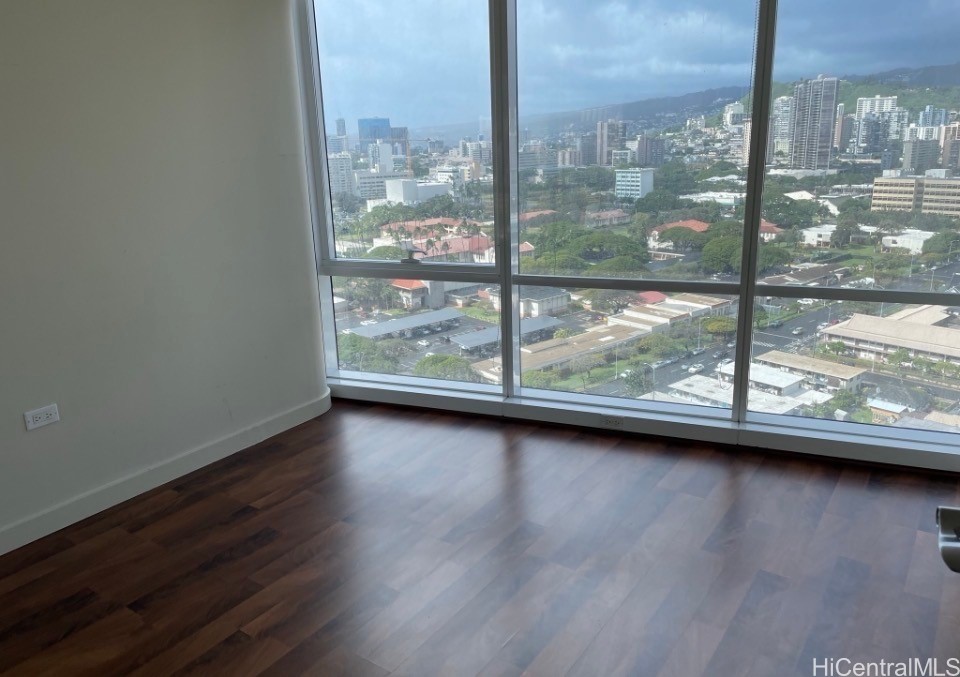 1296 Kapiolani Boulevard 2609 Property Photo 4