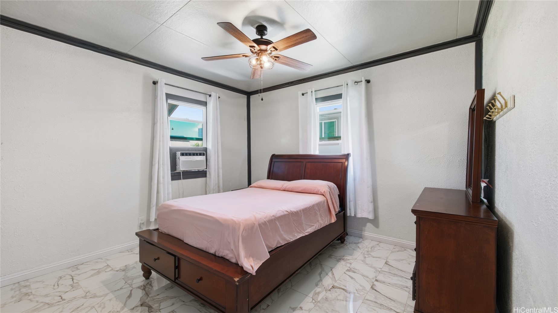 1068 Kinau Street B Property Photo 10