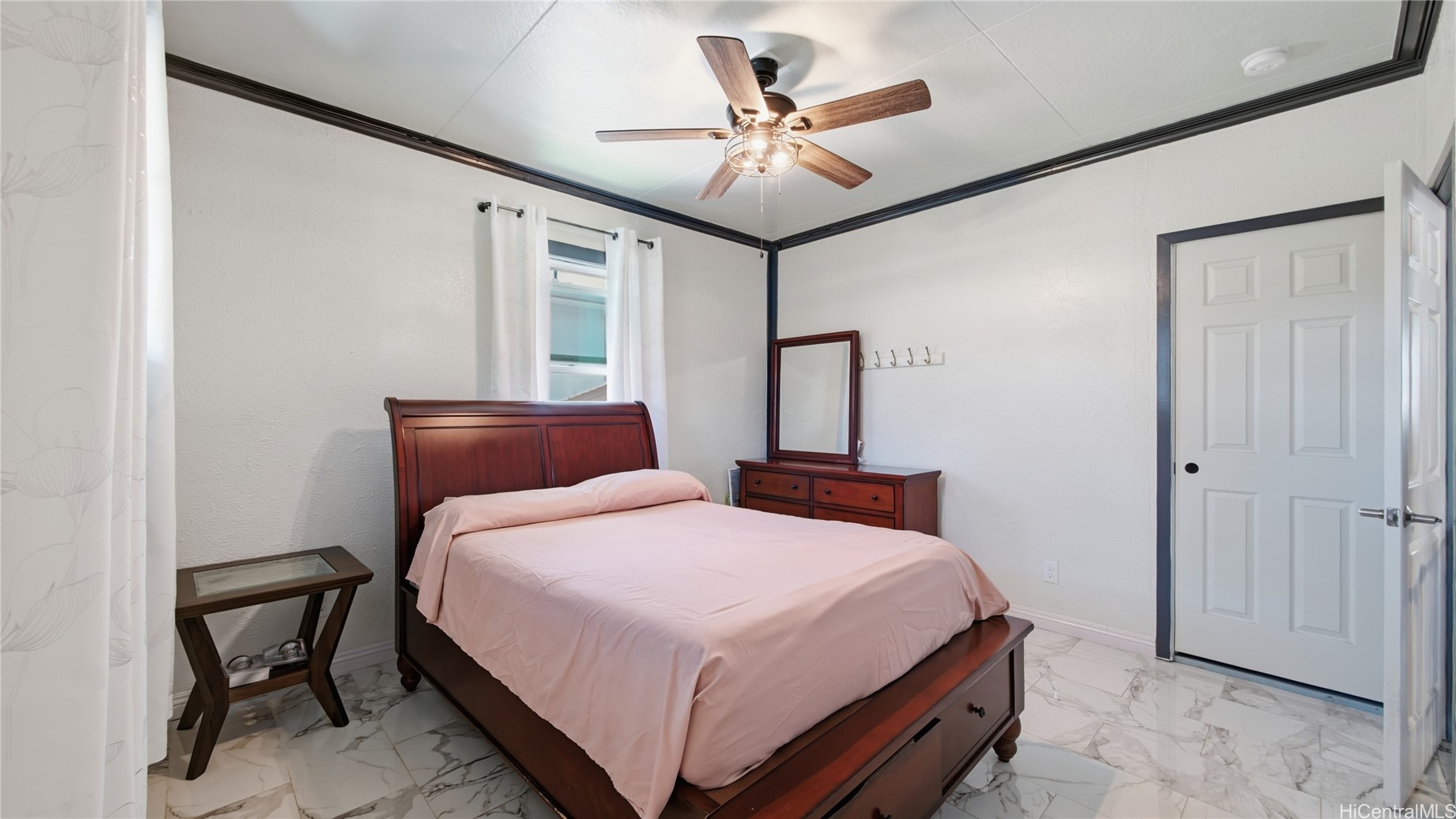 1068 Kinau Street B Property Photo 11