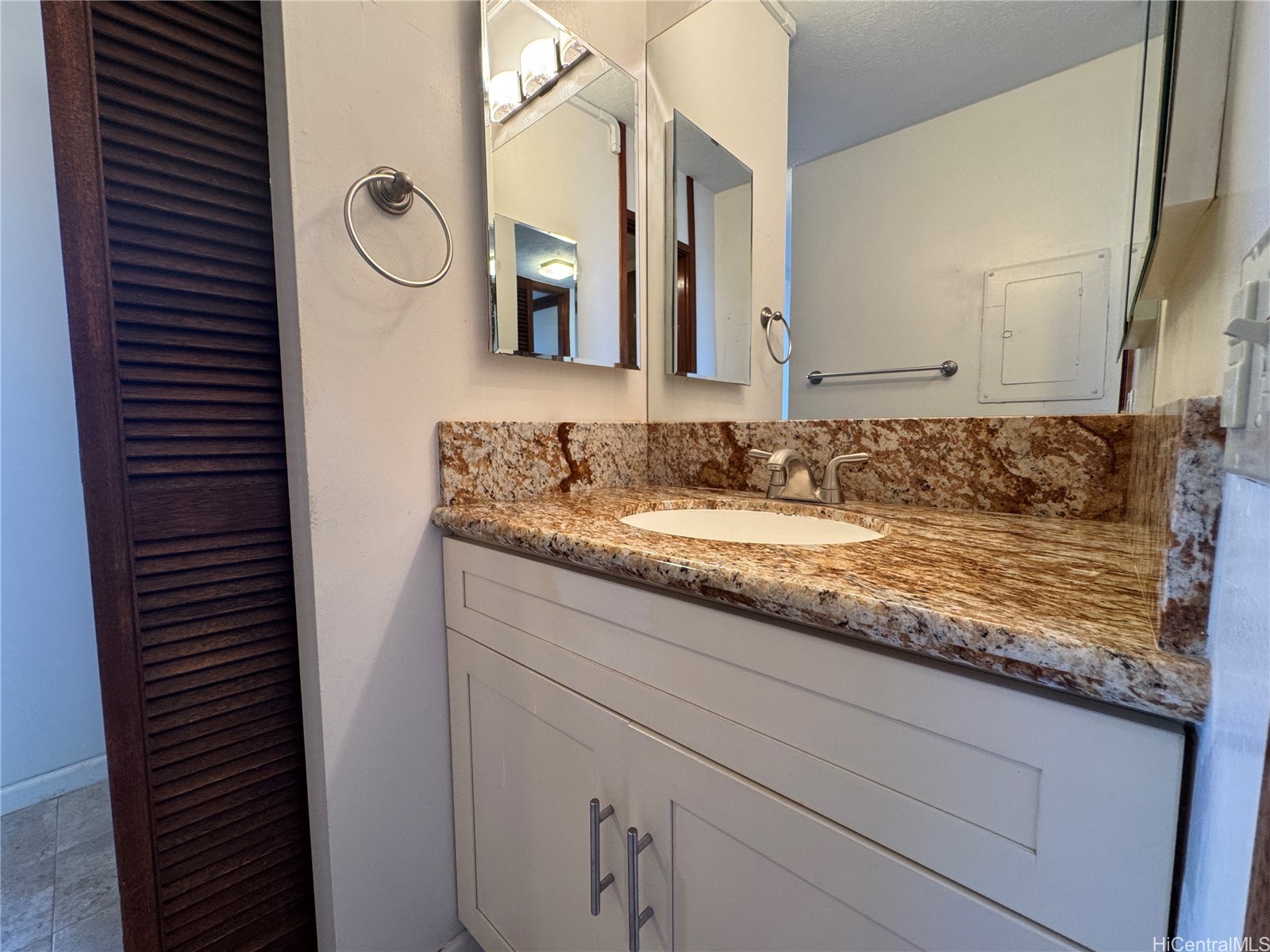 1505 Alexander Street 1003 Property Photo 11