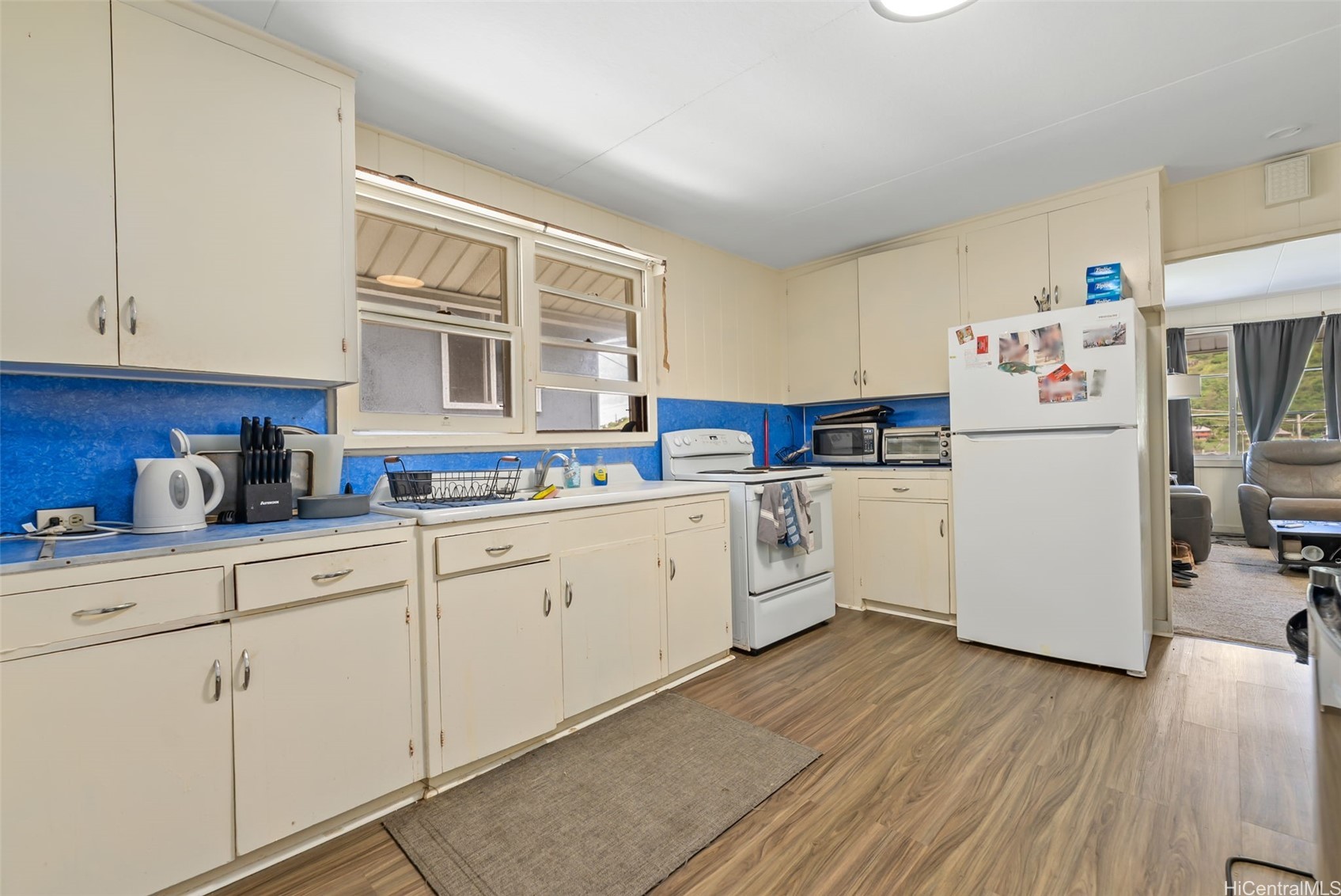 2077 10th Avenue Property Photo 6