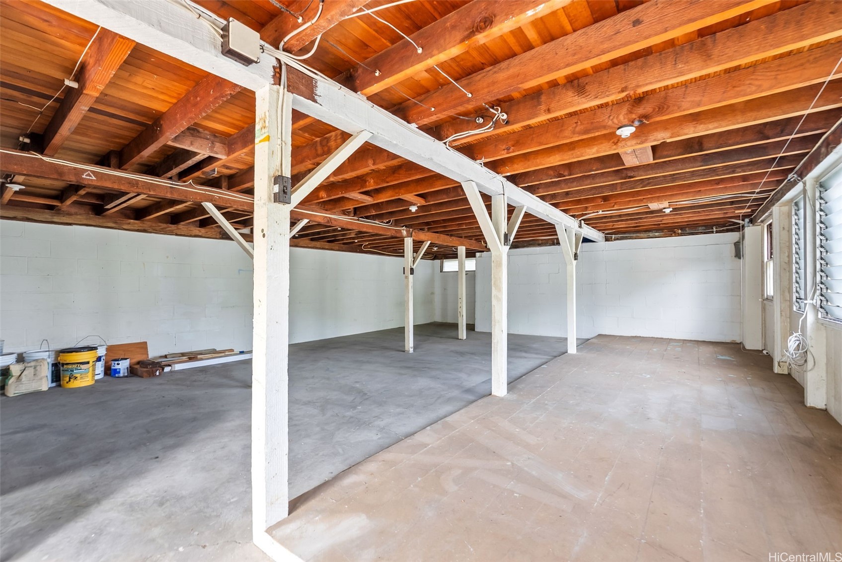 2077 10th Avenue Property Photo 12