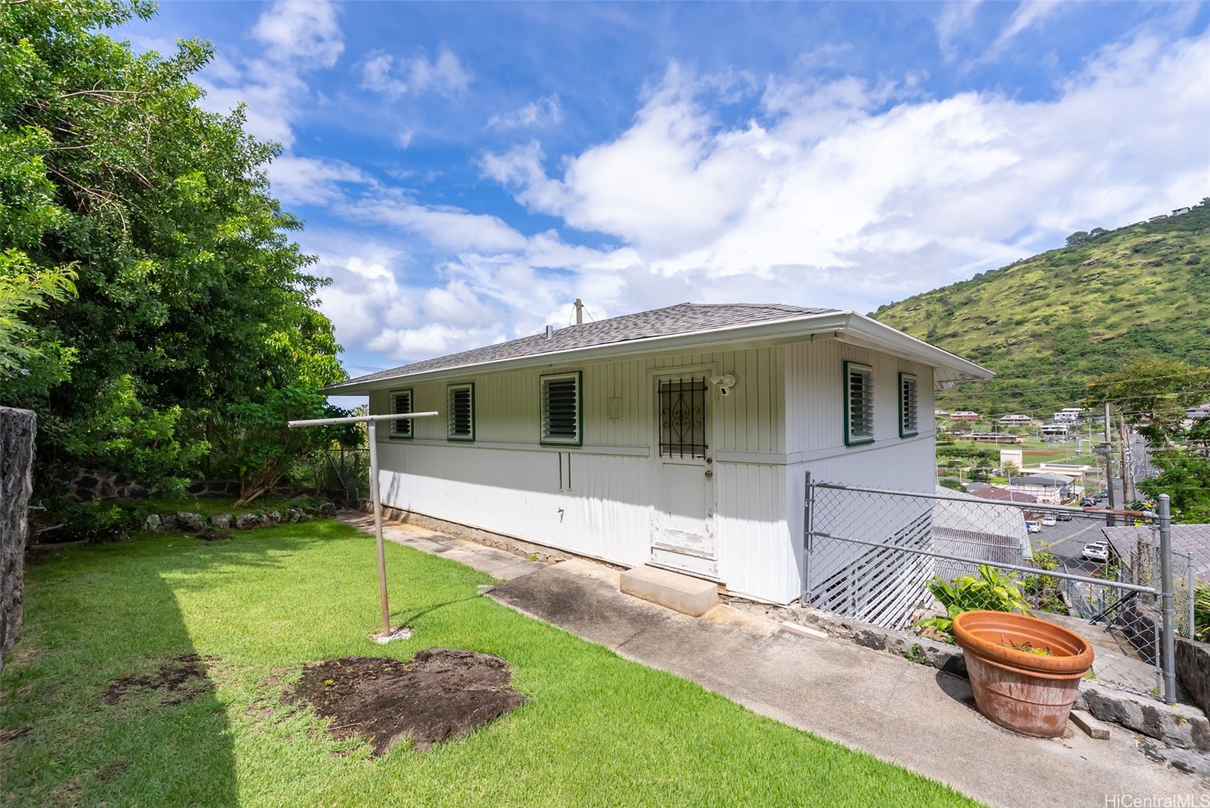 2077 10th Avenue Property Photo 15