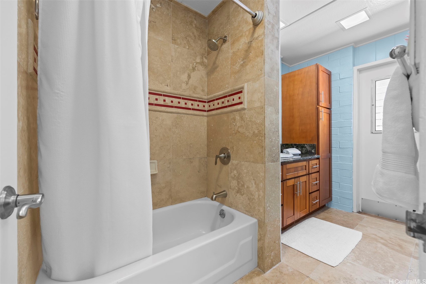 361 Iliaina Street Property Photo 14
