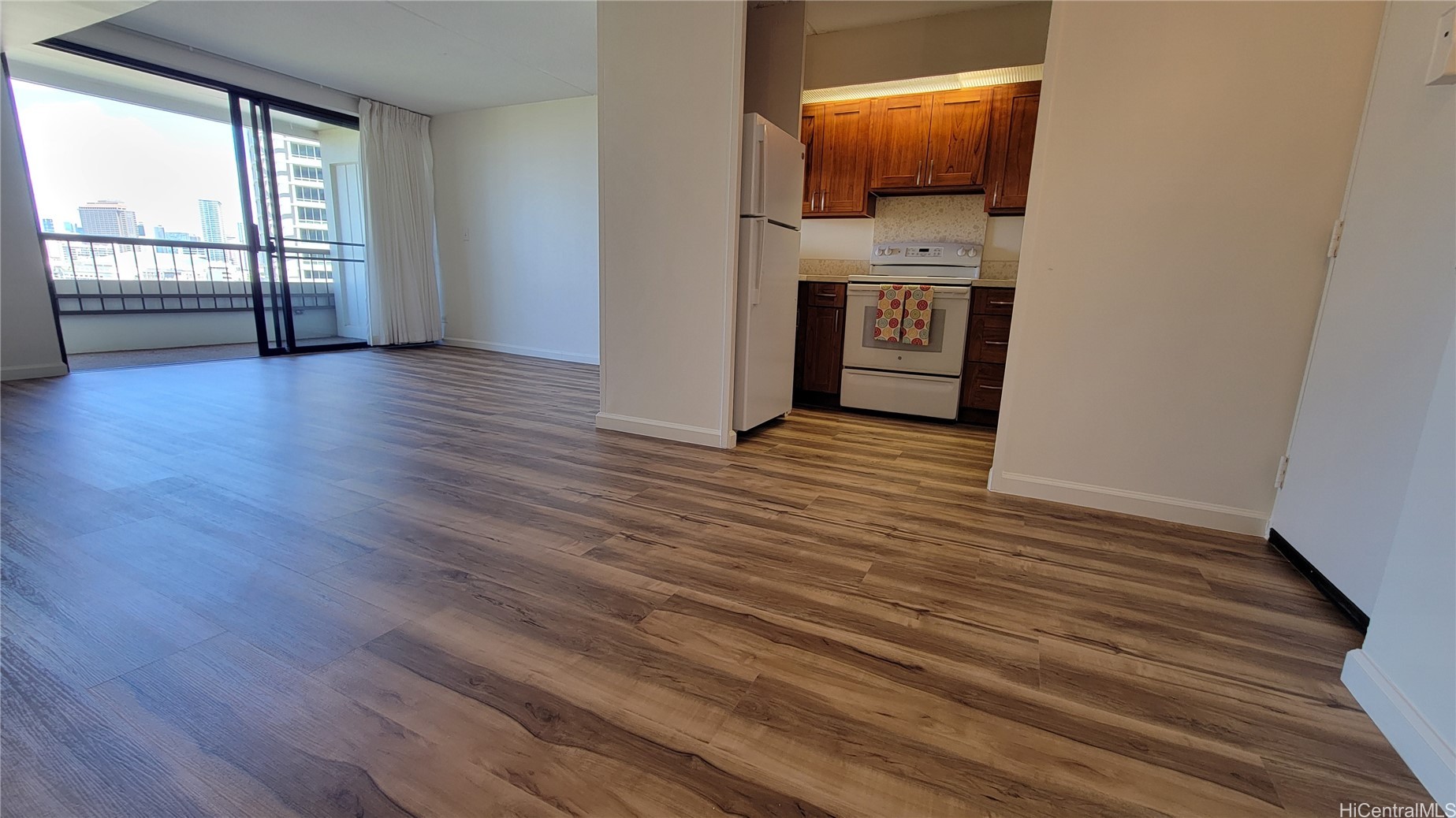 2333 Kapiolani Boulevard 1312 Property Photo 6