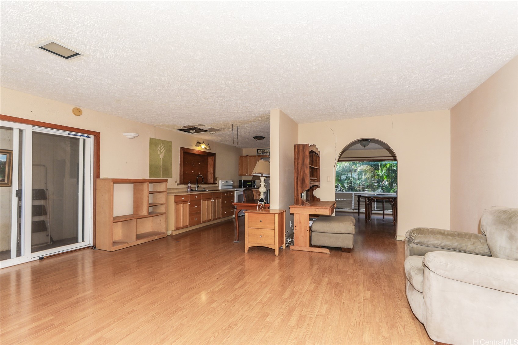 1160 Kahului Street Property Photo 8