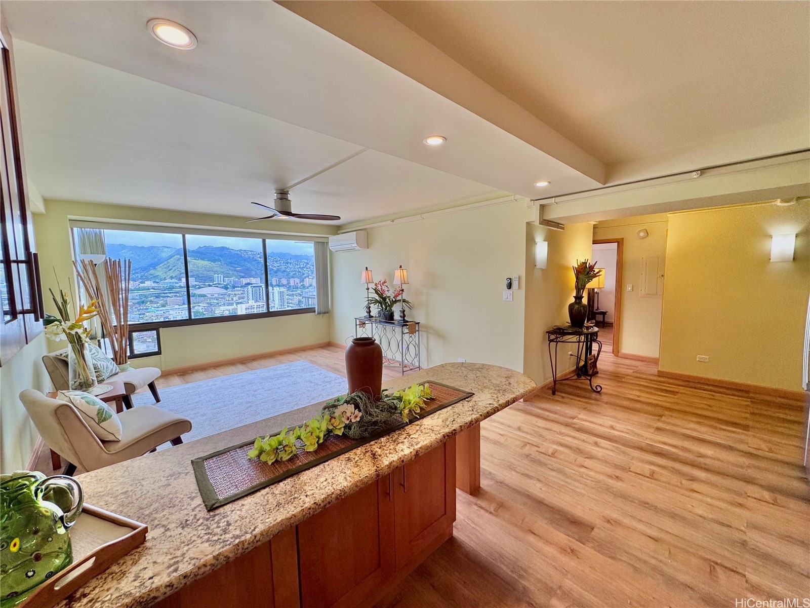 2333 Kapiolani Boulevard 2601 Property Photo 1