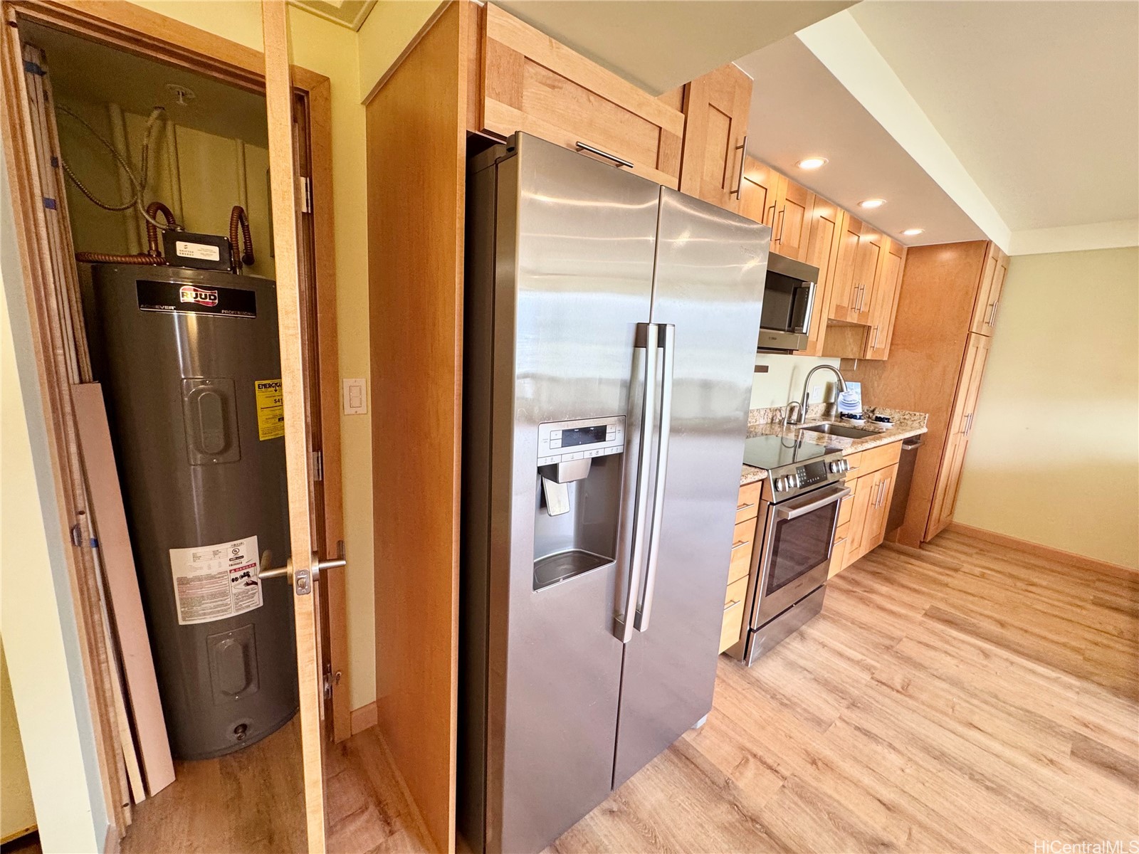 2333 Kapiolani Boulevard 2601 Property Photo 5