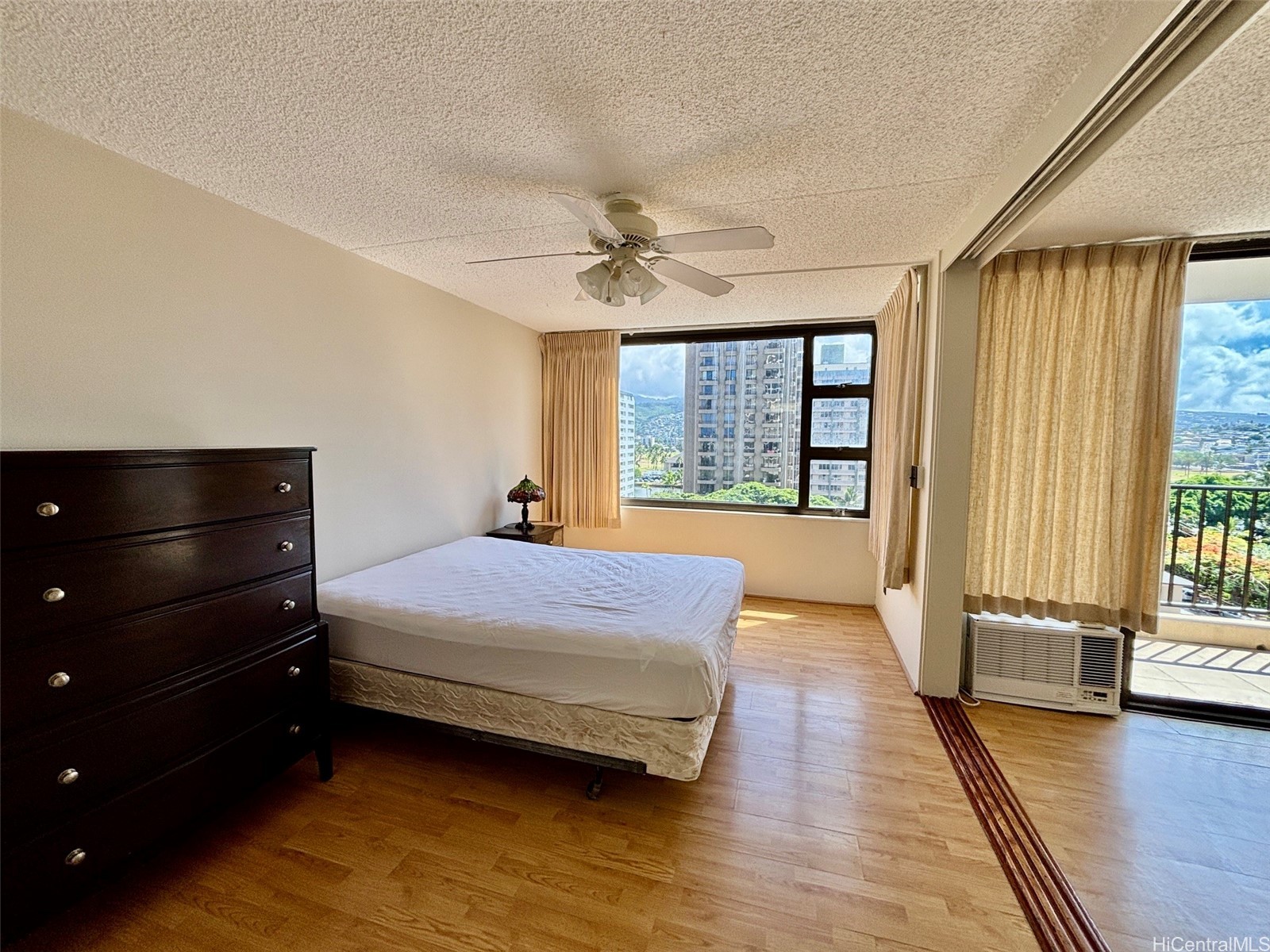 201 Ohua Avenue 905 Property Photo 5